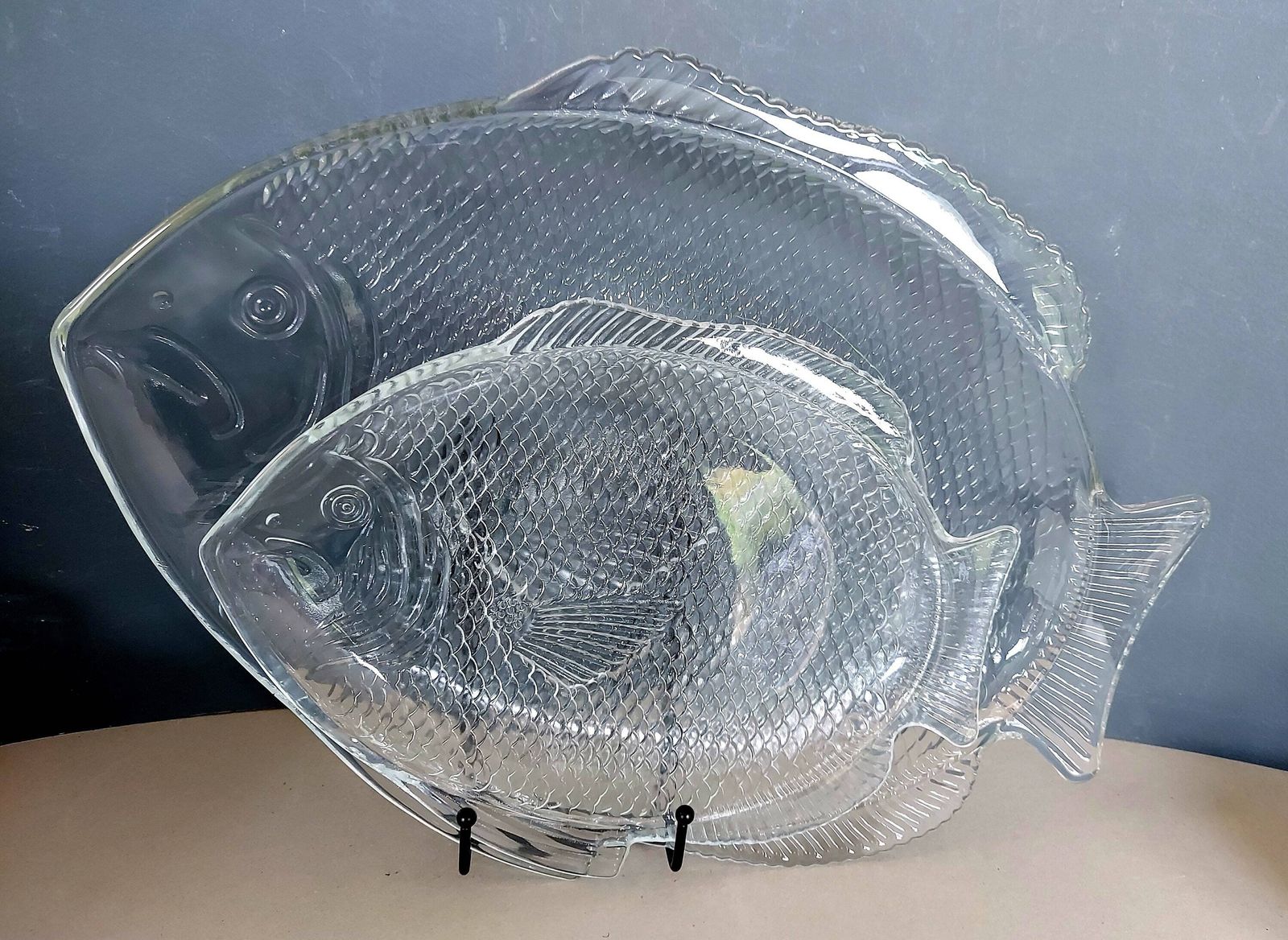 Vintage Glass Fish Plates Set, 6 + 1, Platter And Dinner Plates, Made In USA, Ovenproof, 1970s