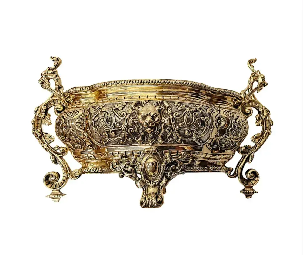 A Very Rare 19th Century Polished Brass Jardiniere Or Planter photo 2486.3885