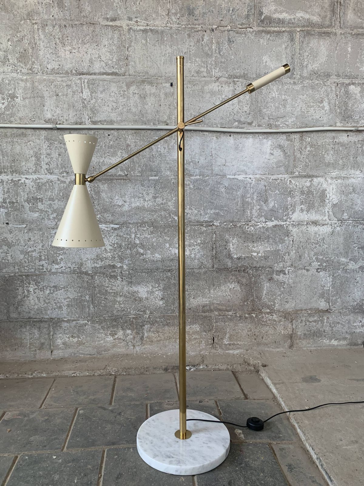 photo furniture Midcentury Brass And Marble Diablo Floor Lamp, Italy 1960s