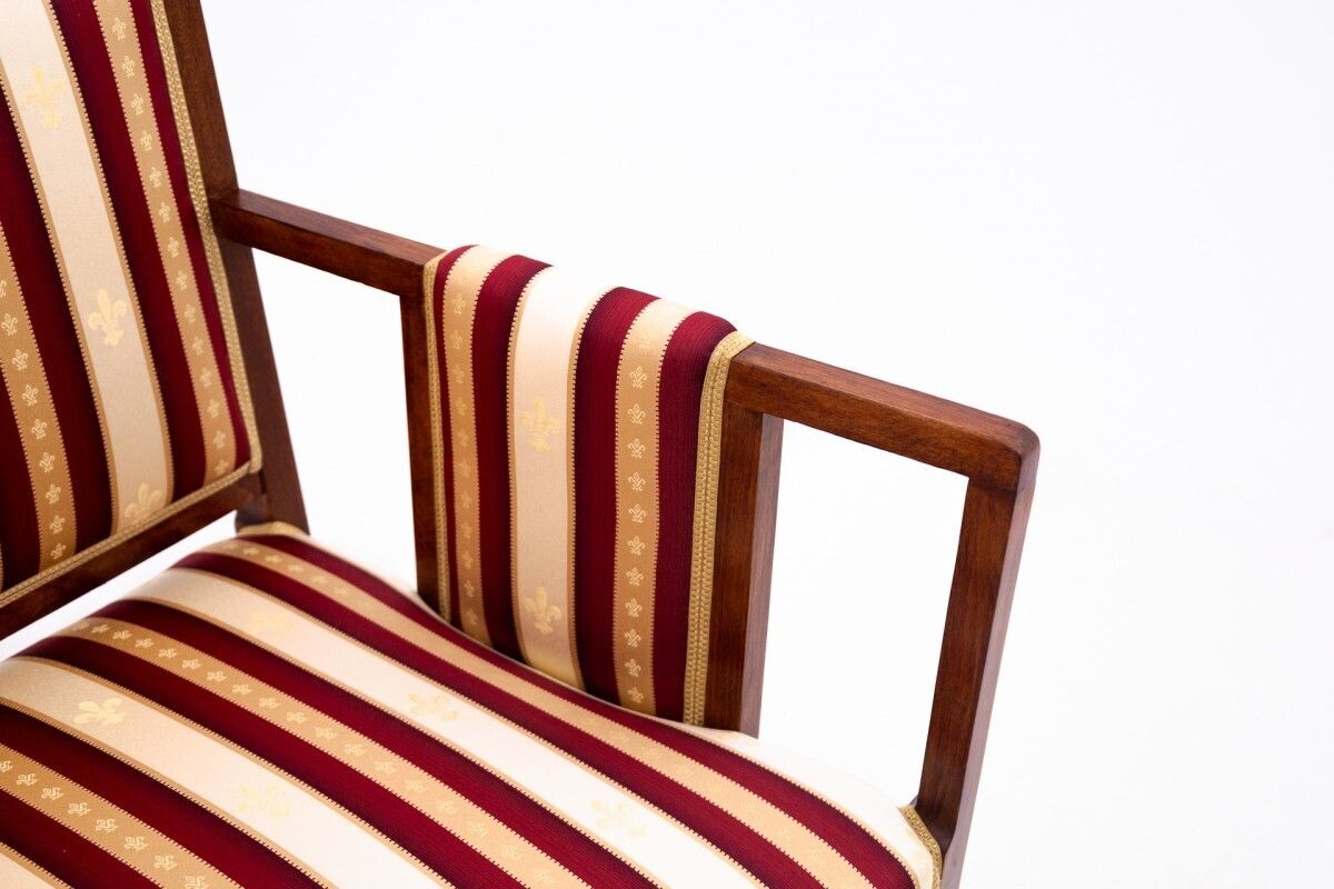 photo for sale Antique Living Room Set From The End Of The 19th Century. After Renovation.