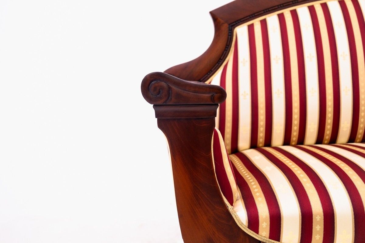 Antique Sofa From The Late 19th Century, Northern Europe. After Renovation. photo vintage