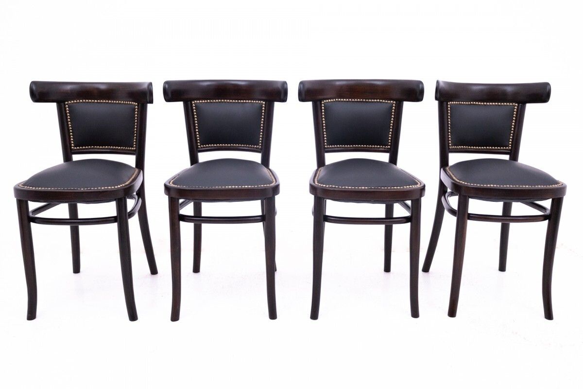 photo vintage Thonet Furniture Set, Western Europe, Late 19th Century. After Renovation.