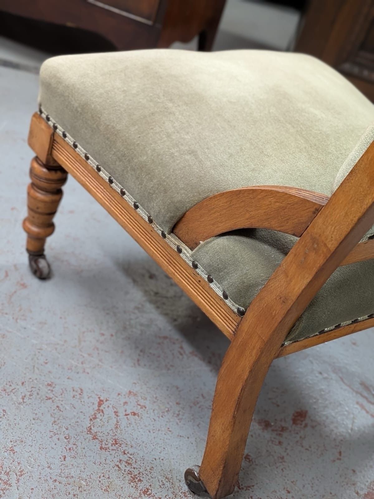 Victorian Satin Walnut Green Upholstered Chair photo 175.0