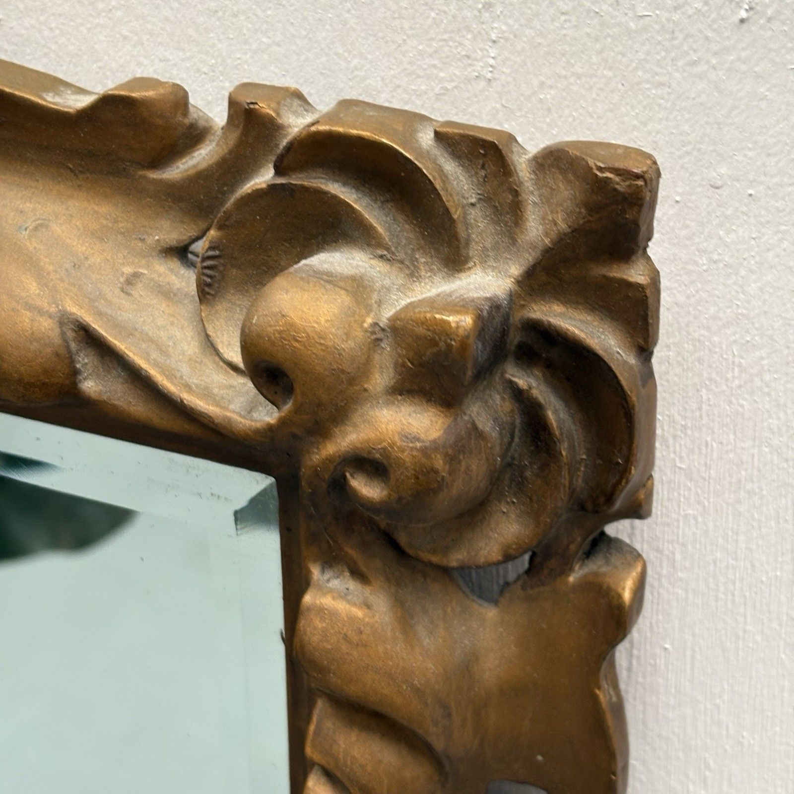A Bevelled Plate Wall Mirror In A Pierced Carved & Gilt Painted Roccoco Frame photo 75.0