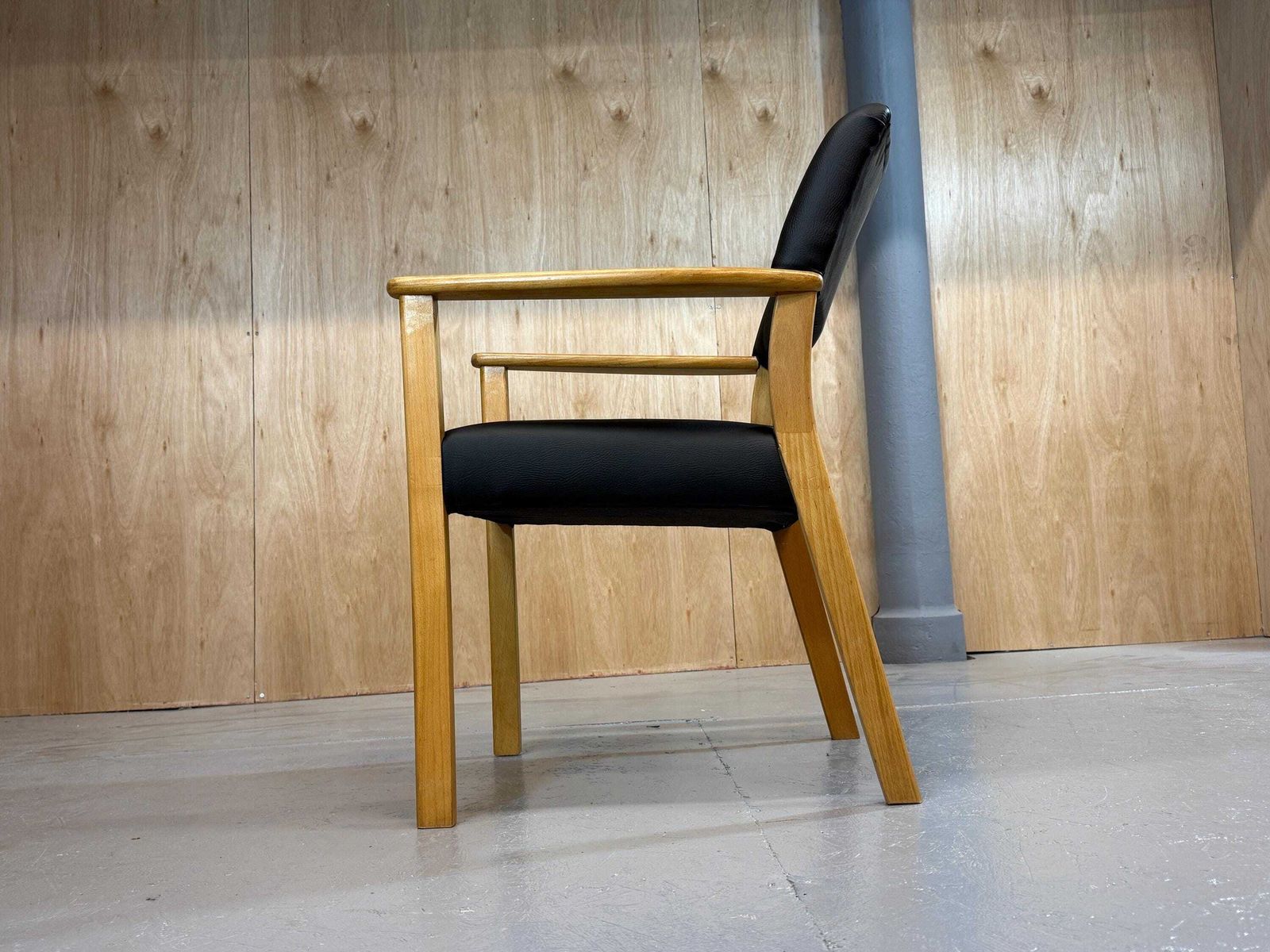 Parker Knoll Pk Mid Century Office Armchair In Black Vinyl Leather.. Fully Refurbished & Restored.. 10 Available. photo for sale