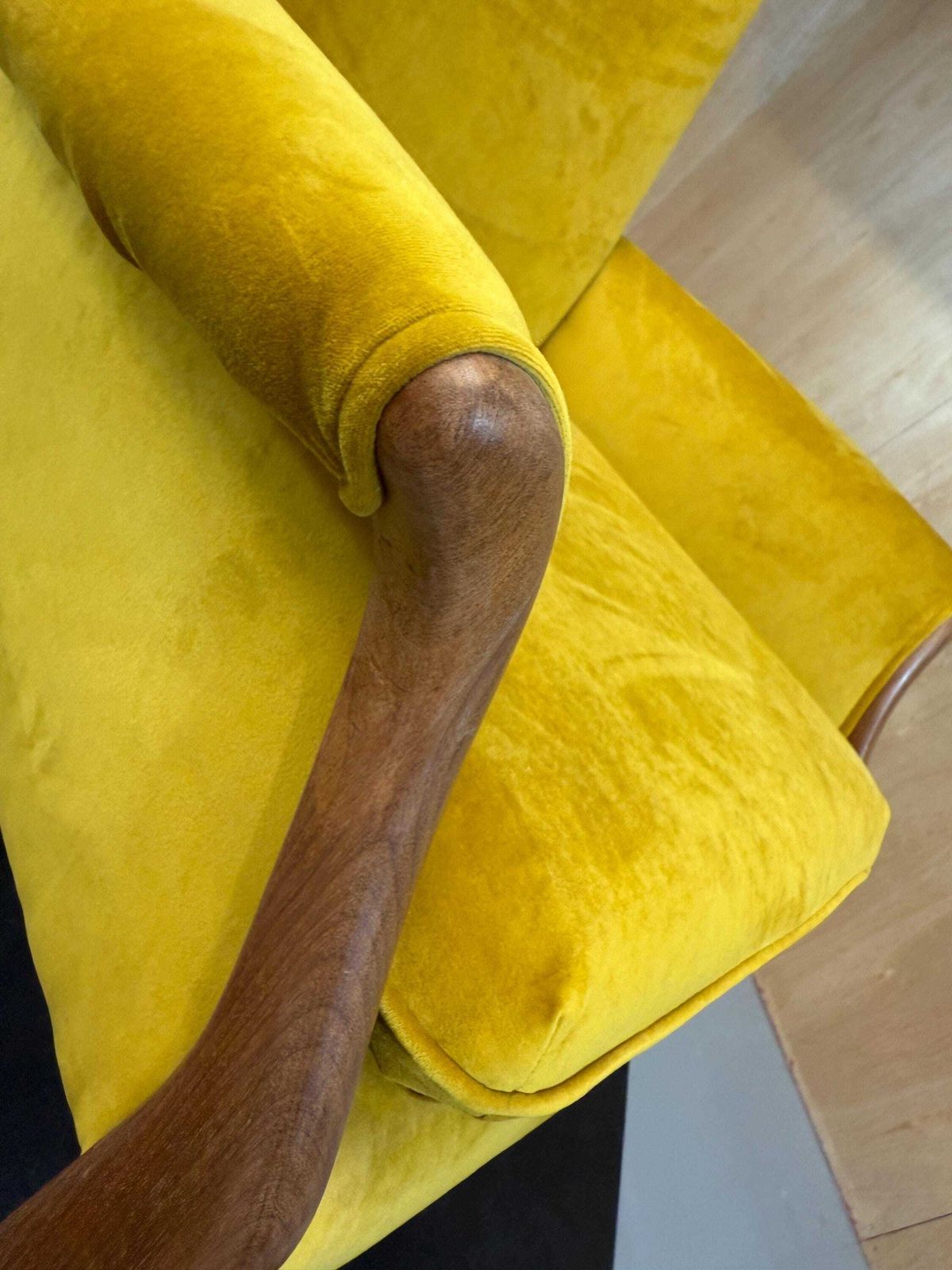 Parker Knoll Beautiful Froxfield Armchair In Mustard Velvet Fabric.. Fully Refurbished & Restored.. photo vintage