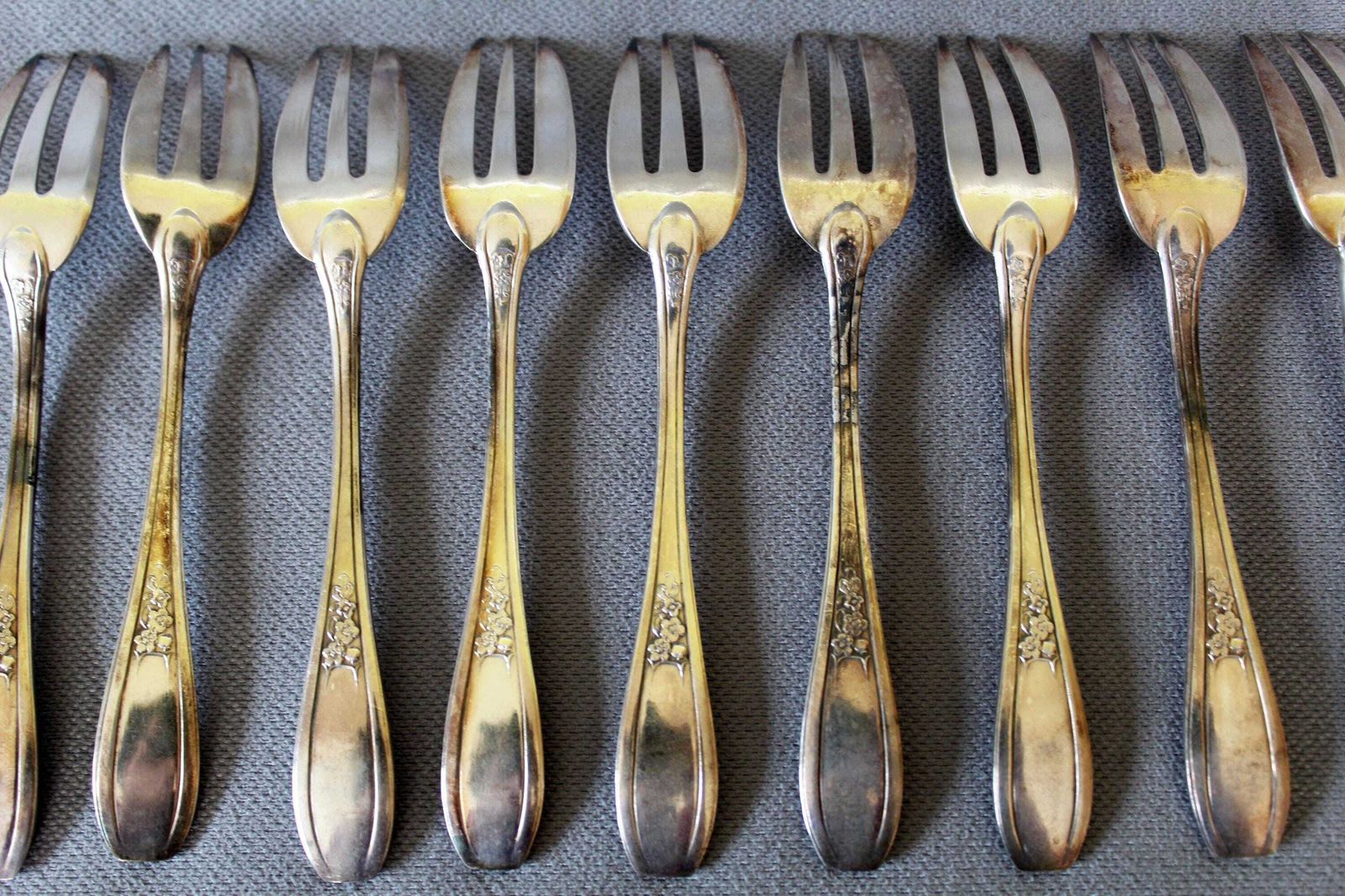 Antique Set Of 10 French Armand Frenais Silver Plated Small Forks, Dessert Forks, Art Nouveau Flowers Floral, France, Anchor Af Mark 12 Gram