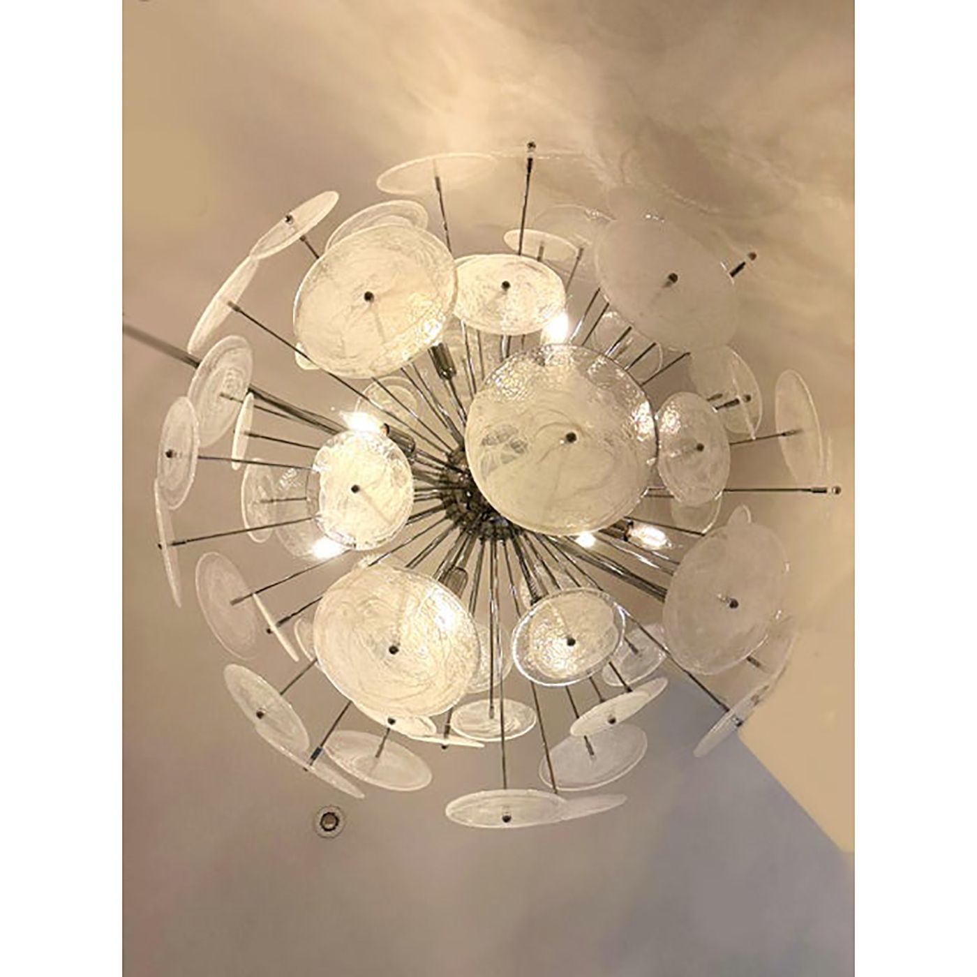 Contemporary Chromed Sputnik Chandelier With Venied White "Alabastro" Murano Glass Discs By Simoeng photo vinterior