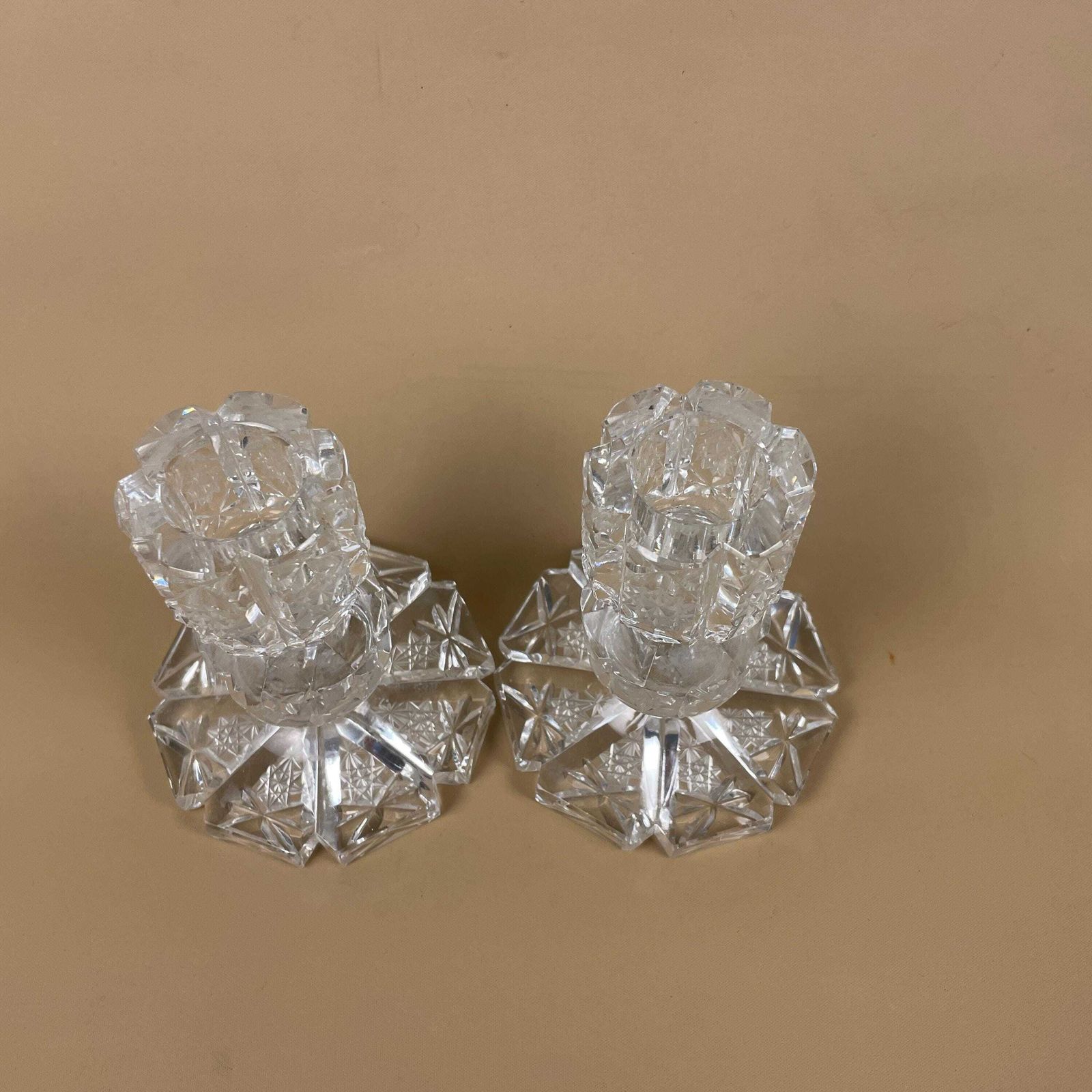 Vintage Pair Of Matching Clear Glass Candlestick Candle Stick Holder Lights Vintage Taper Dinner Candlesticks Chandelier Round Base Retro photo 50.0