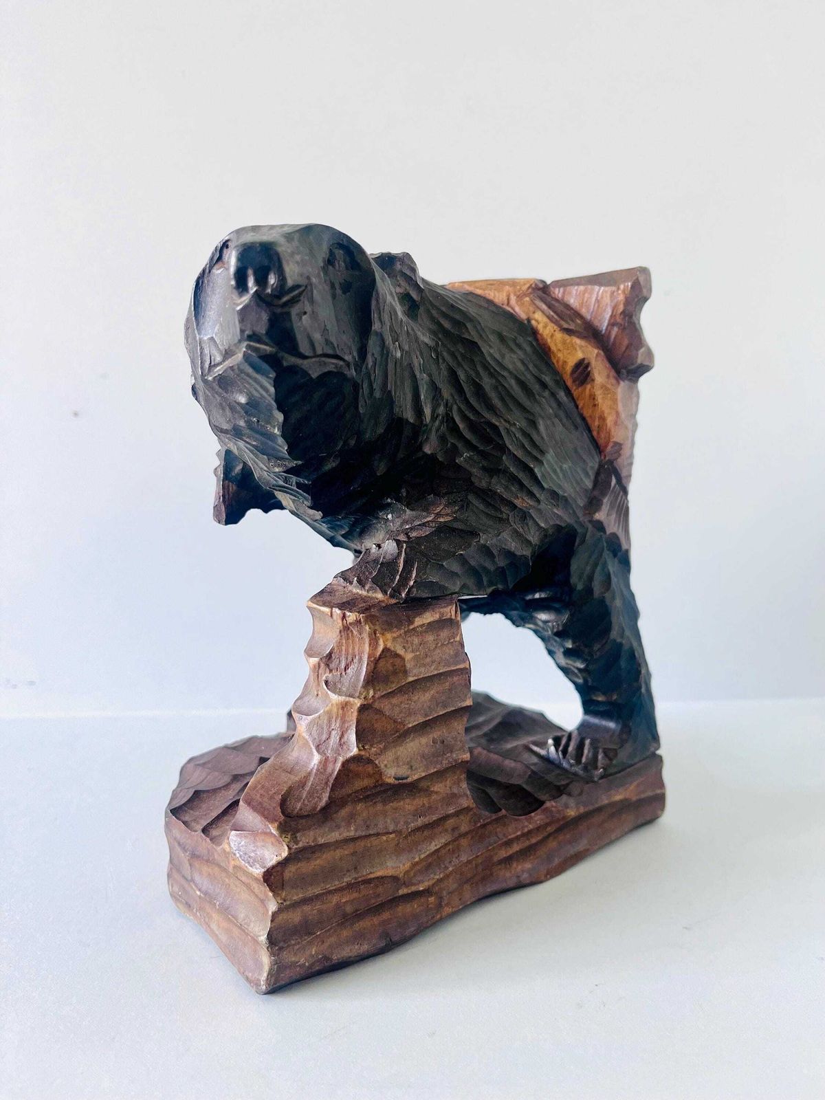 Vintage Hand Carved Wooden Bear Figurine. Large Japanese Ainu Bear, Antique Hand Carved Wooden Bear From Japan, Japanese Folk Art photo vinterior