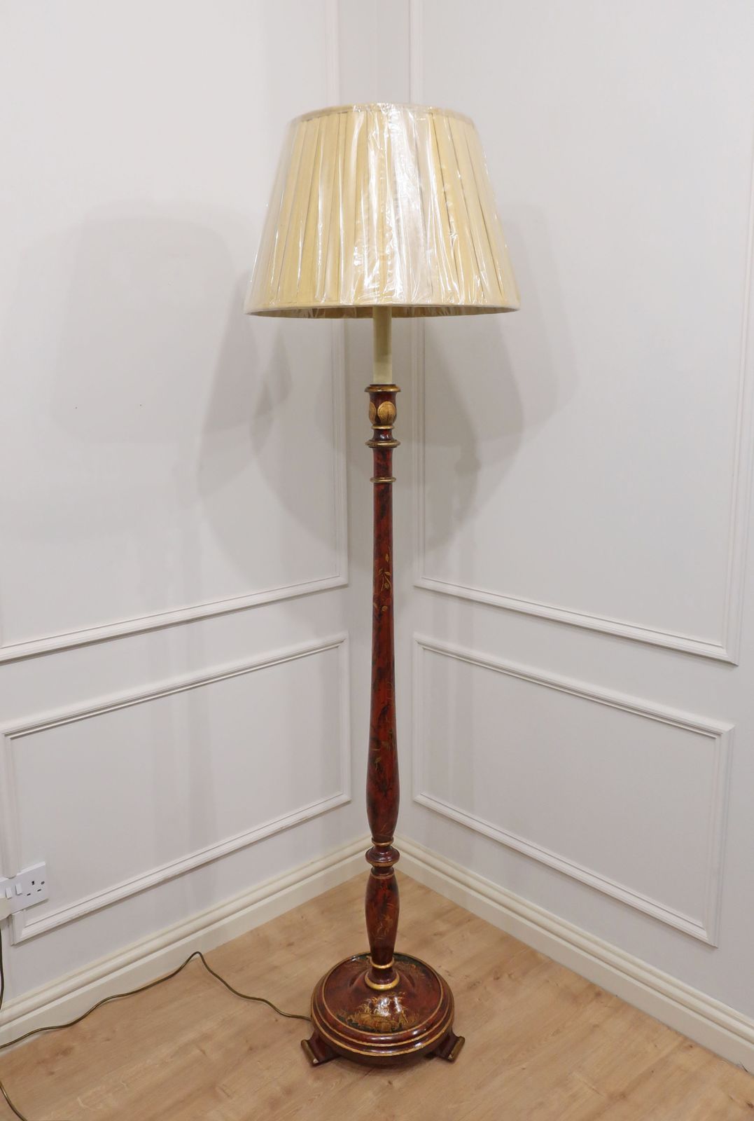 photo for sale Early 20th Century Red Lacquer Chinoiserie Standard Floor Lamp