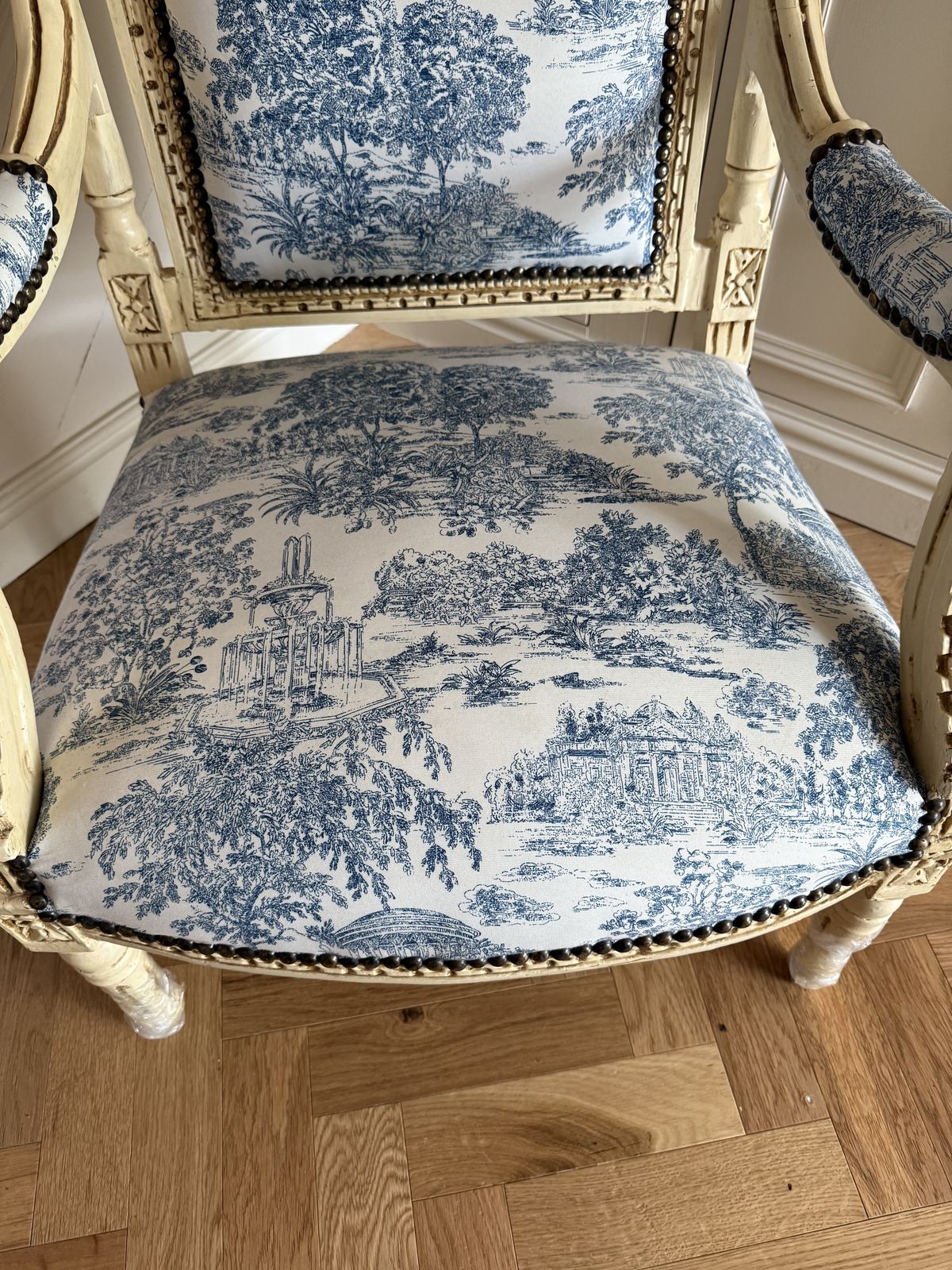 Beautiful French Empire Style Bedroom Chair photo Furniture