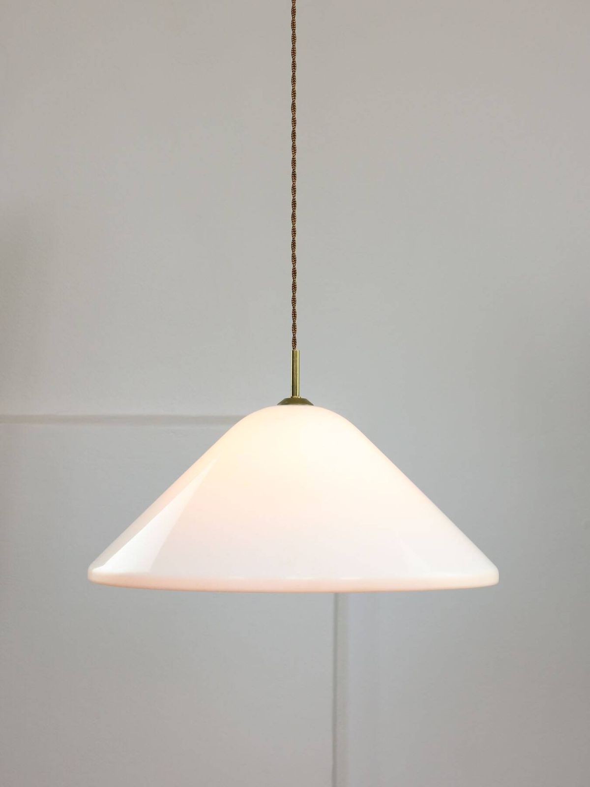 Elpis Pendant By Luigi Massoni For Guzzini In Plexiglass & Brass, 1970s photo for sale