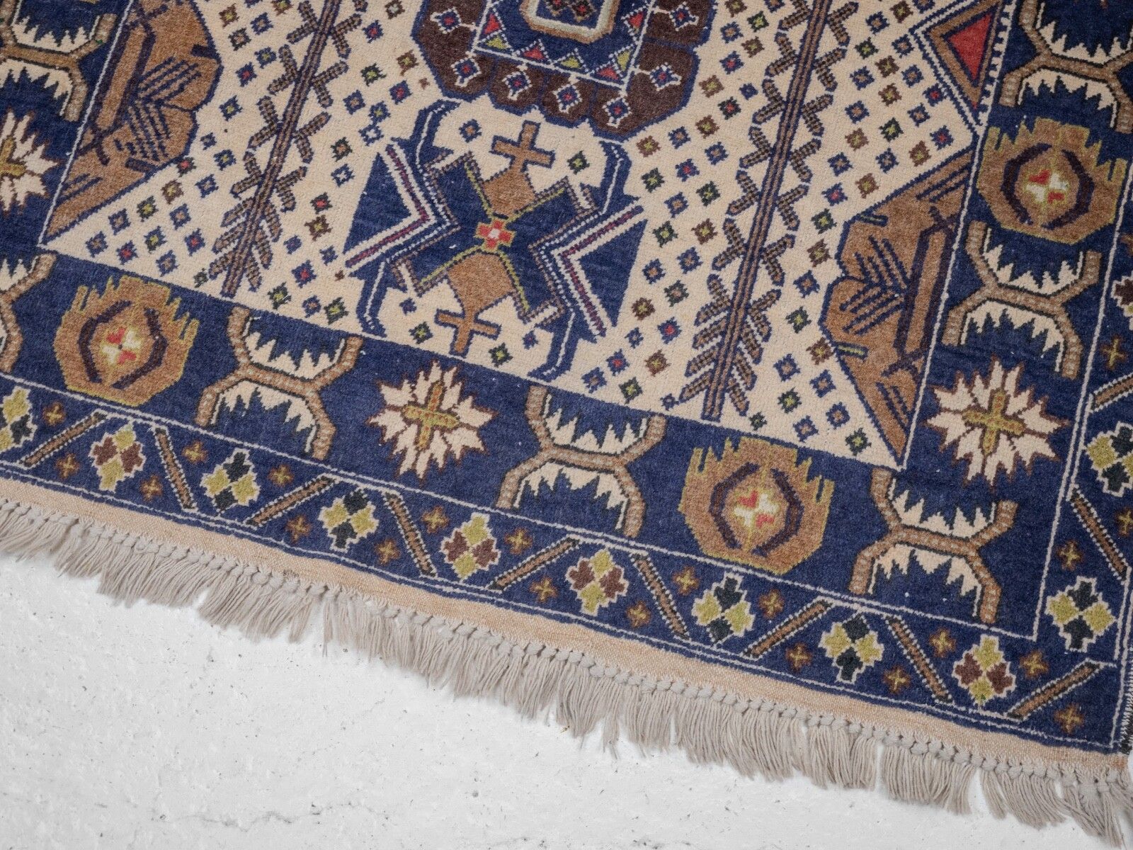 photo furniture Vintage Afghan Baluch Handwoven Rug 213 X 116 Cm Circa 1970 (Distressed Balouch)