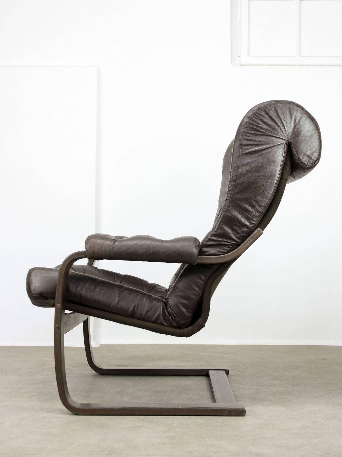 Luxurious Lounge Armchair In Leather, 1970s photo buy