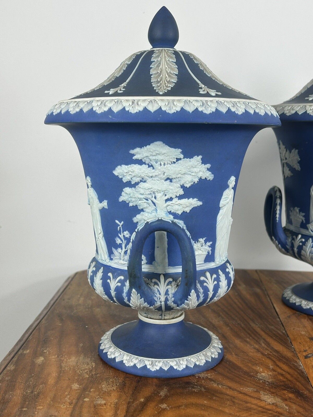 Wedgwood Jasperware Twin Handled Urns And Covers 19th Century photo 1199.0