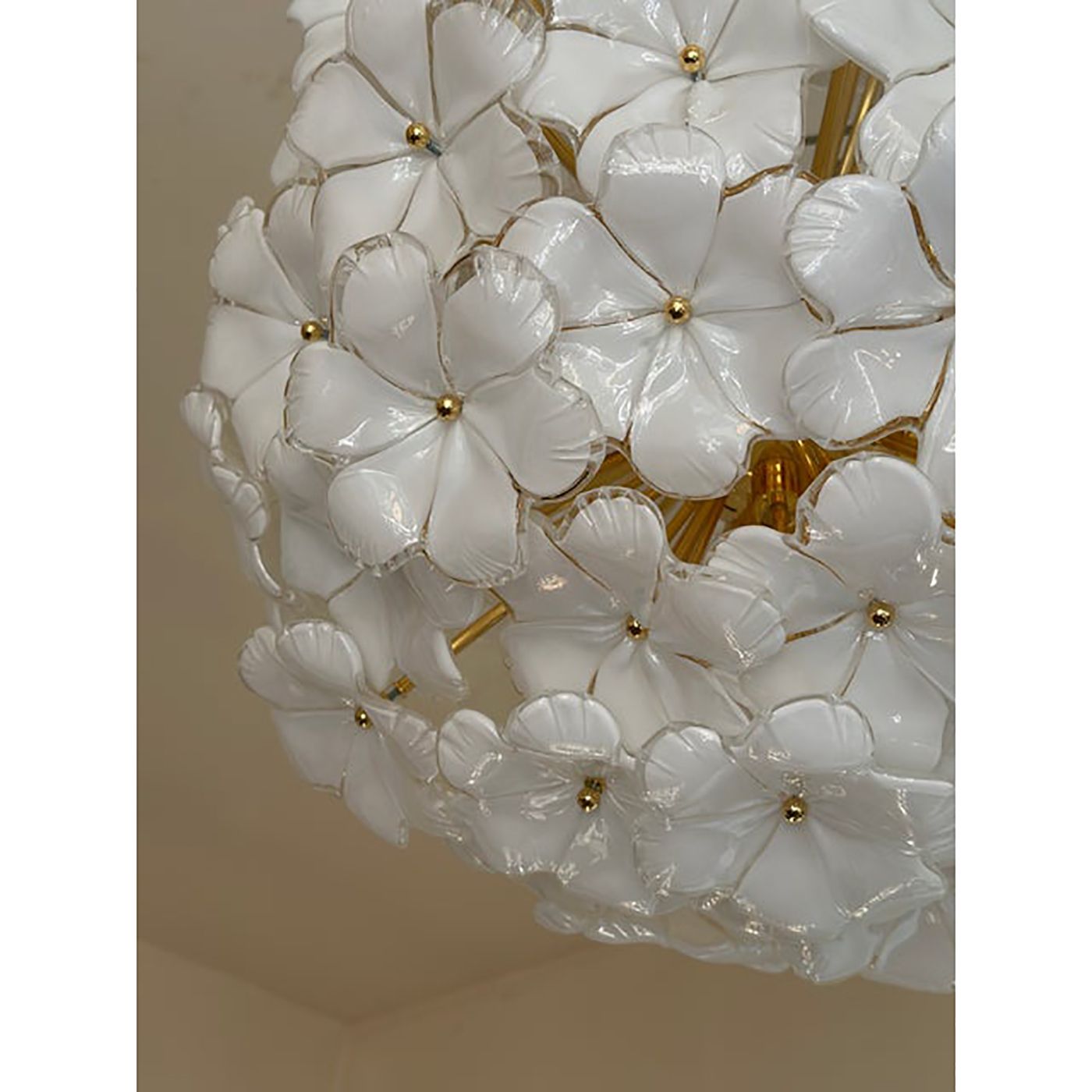 Italian White Flowers Murano Style Glass Sputnik Chandelier photo for sale