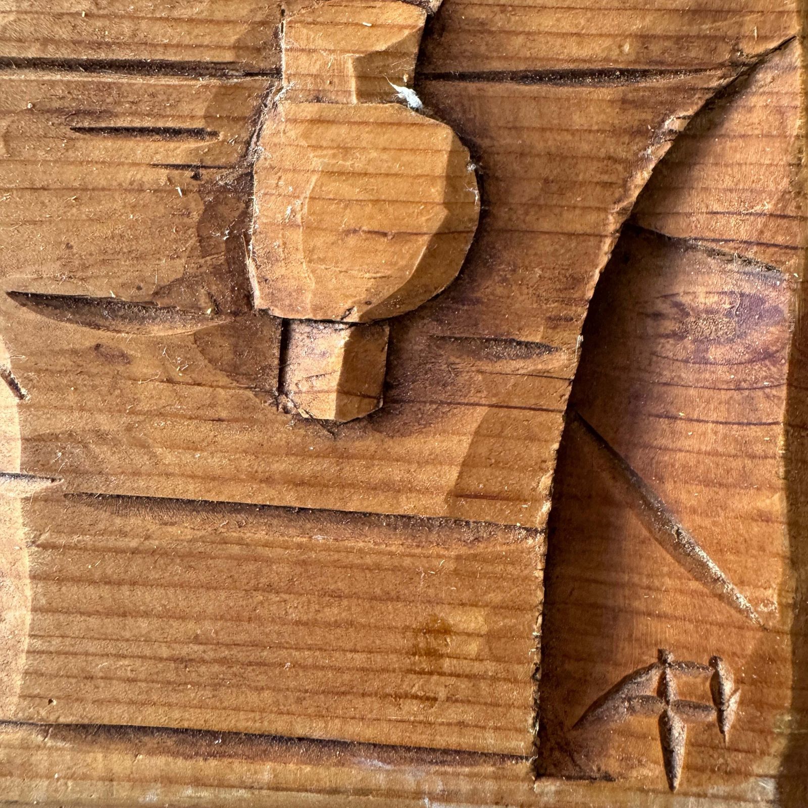 Antero Pyyhtia, Finland. Large Vintage Folk Art Wood Carving Wall Decoration. photo Art