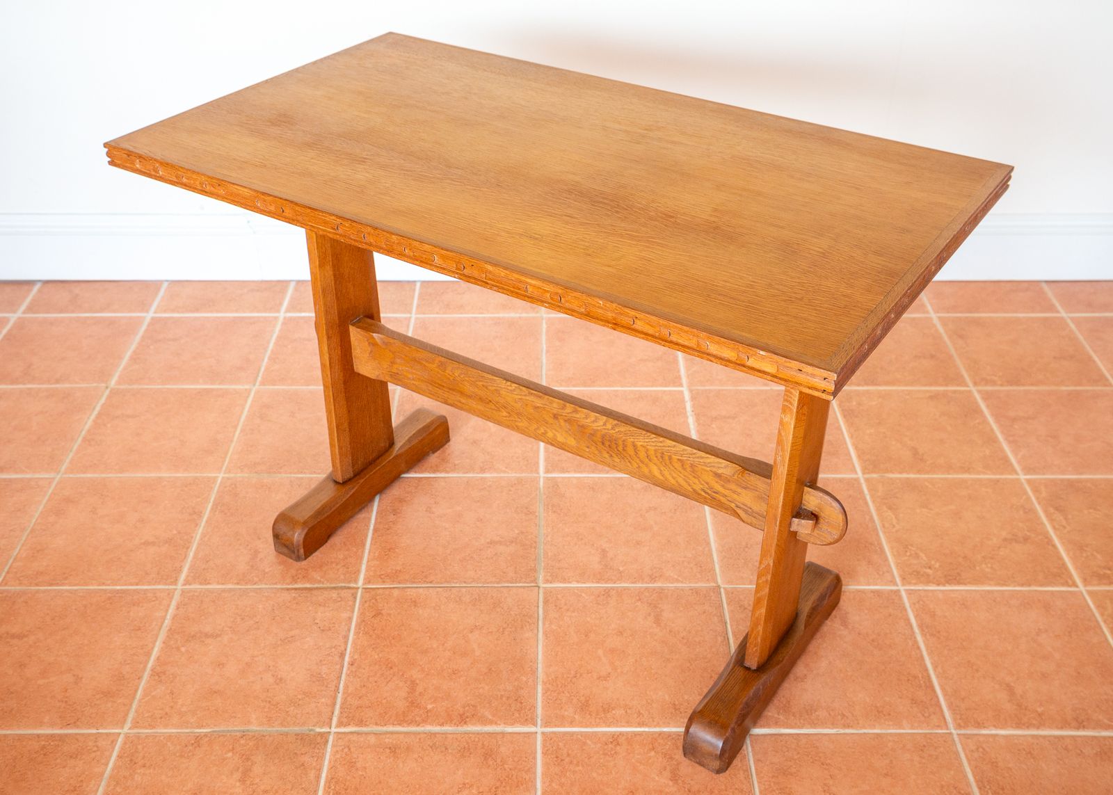 2250.0 Light Red Oak Refectory Trestle Table Cotswold School Arts And Crafts Heals Bedroom Side Dining Tabl.E Rustic Farmhouse Antiqu.E photo