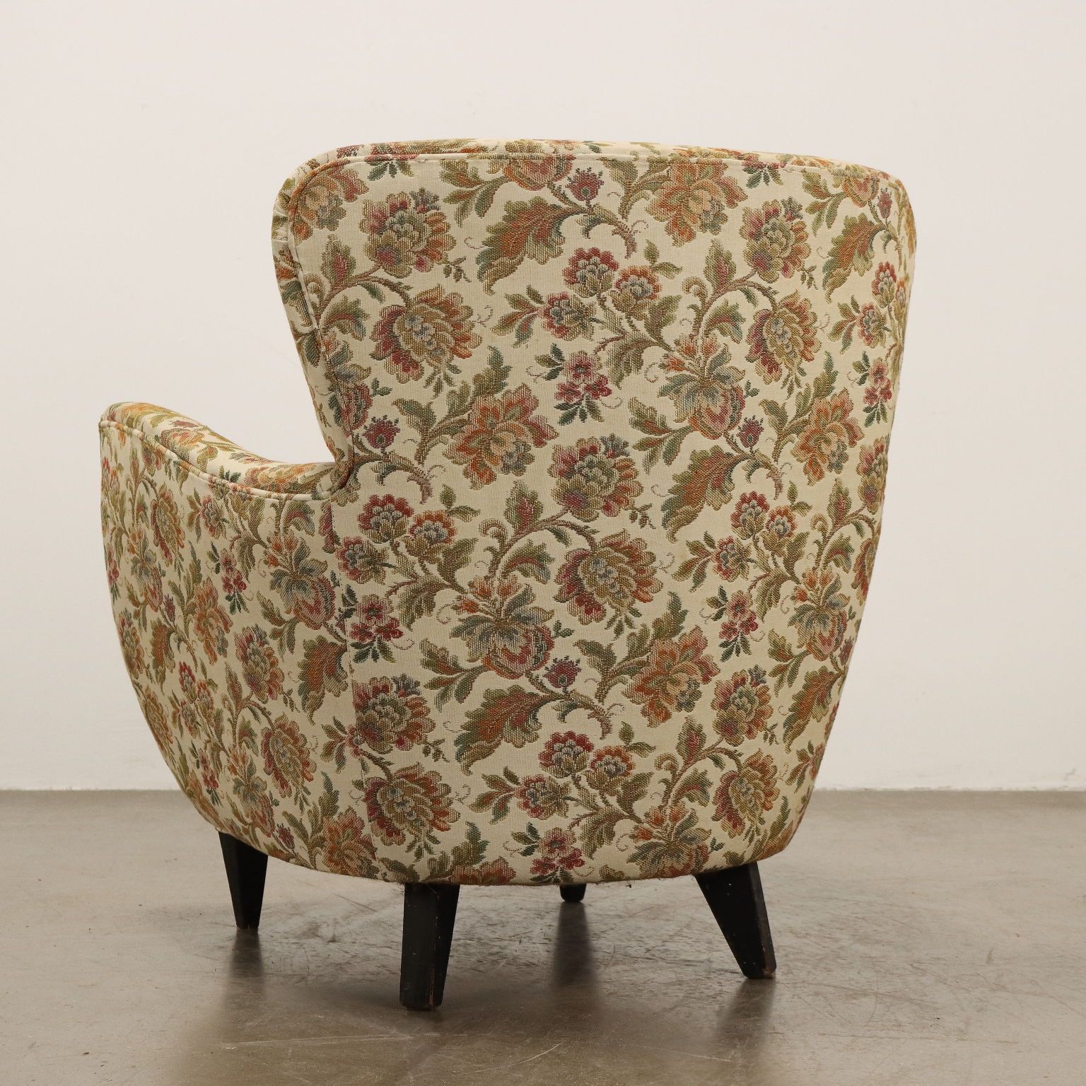 photo furniture Vintage Armchairs Jacquard Fabric Wood Design Italy 1950s