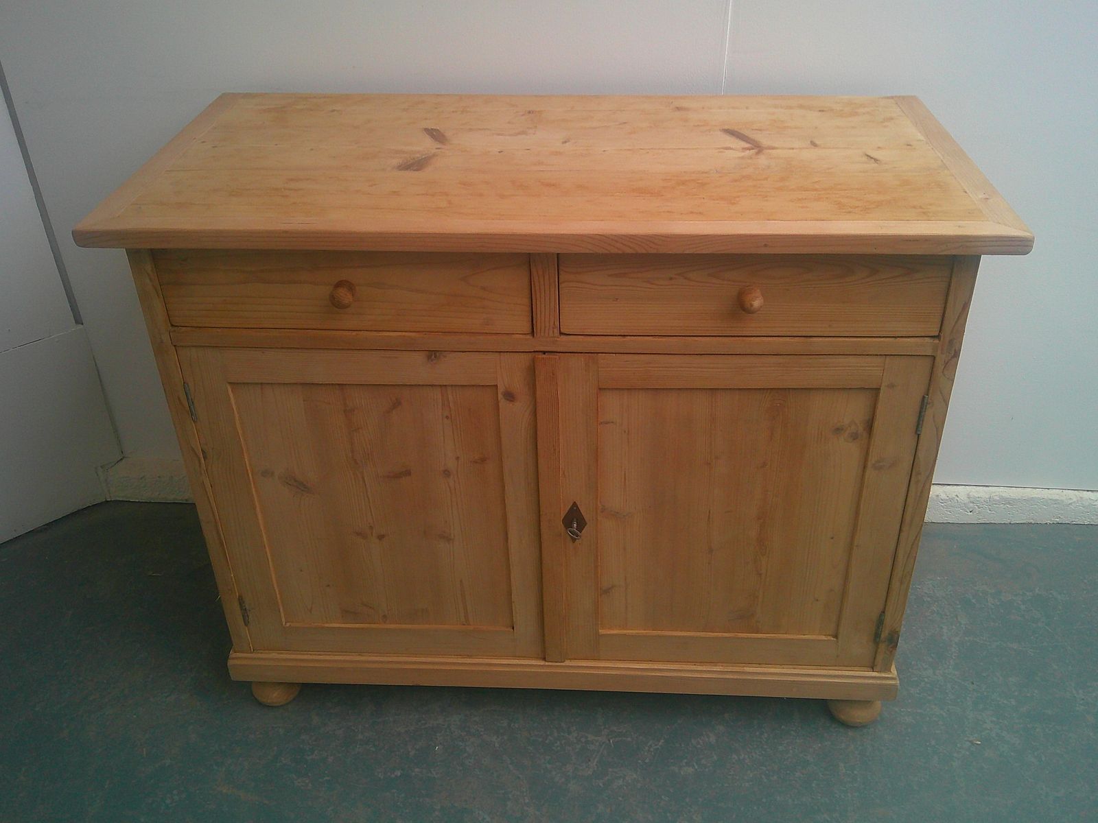 photo furniture A Quality Victorian Pine 2 Drawer Dresser Base To Wax / Paint