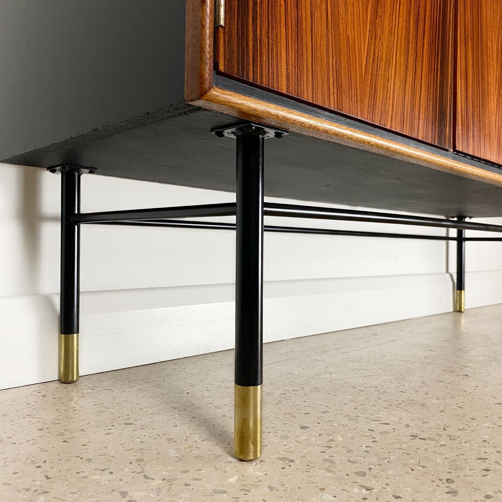Mid Century Cocktail Bar Drinks Cabinet By Heal's In Rosewood And Brass With Black & Gold Jackson Pollock Paint Effect photo vintage