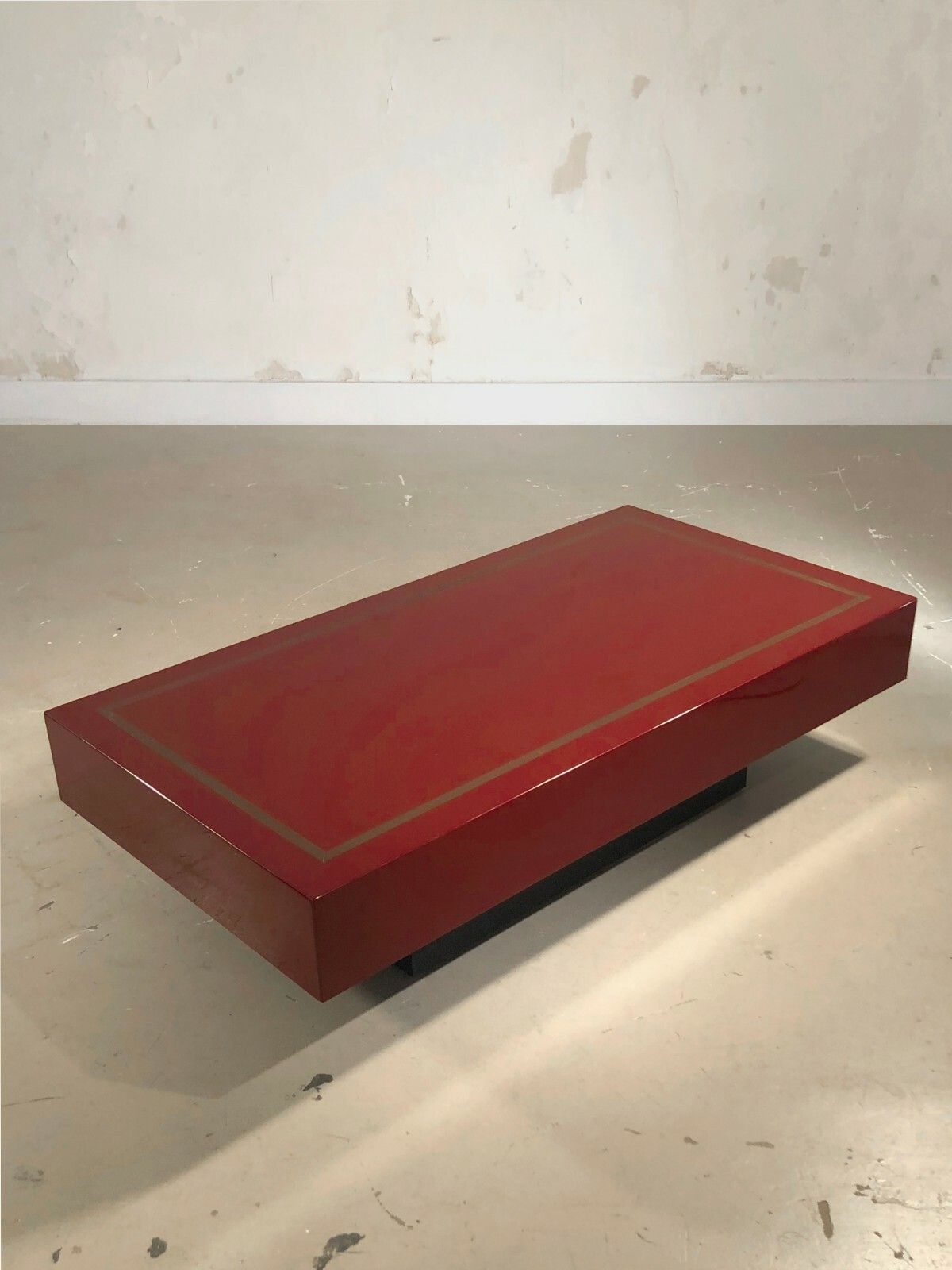 photo furniture 1970 Jc Mahey Coffee Table Lacquer Post Modernist Shabby Chic Jansen Willy Rizzo