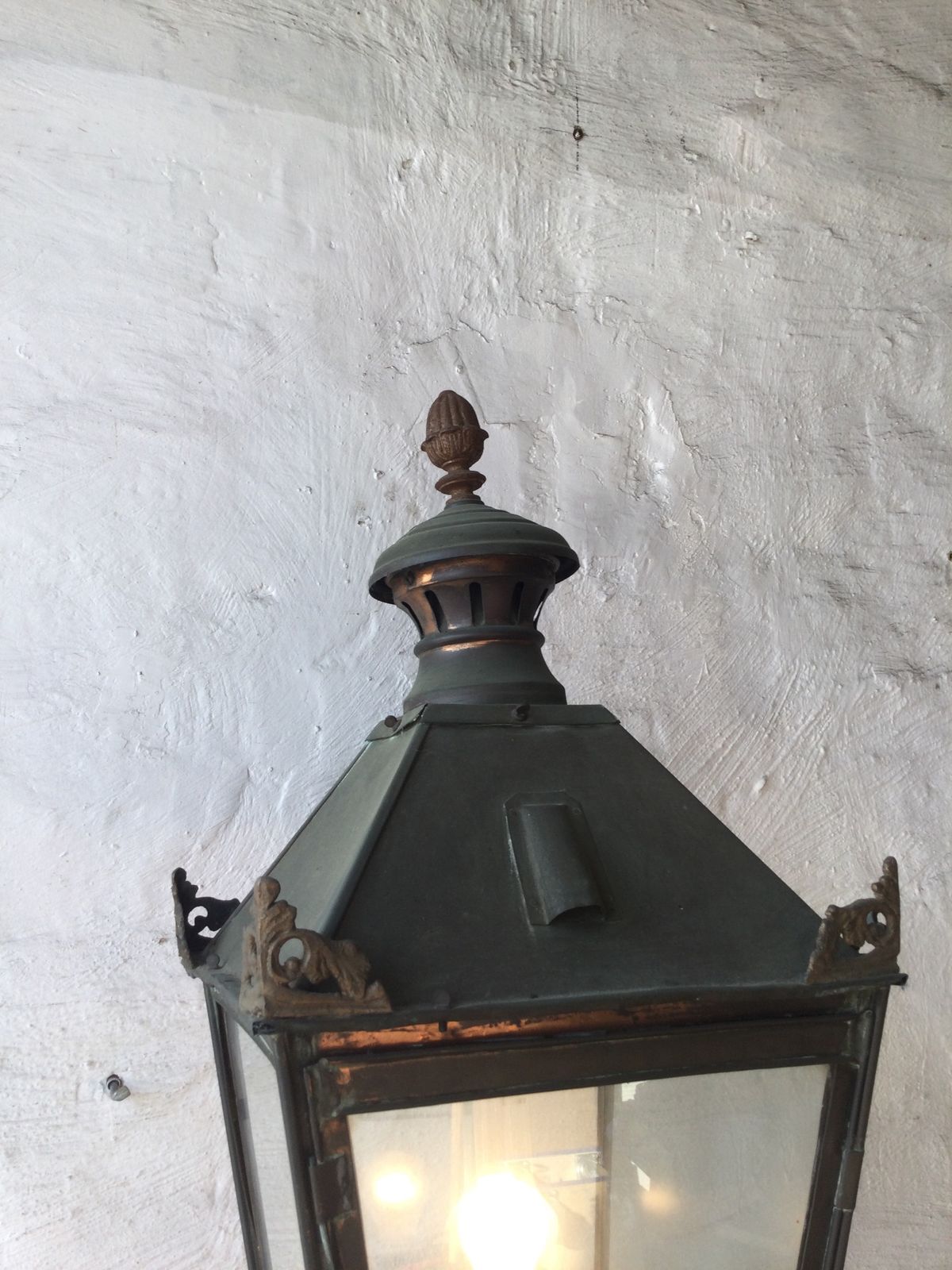 This Old Lamppost Is Converted From A Oil Lamp To A Electric Lamppost photo vinterior
