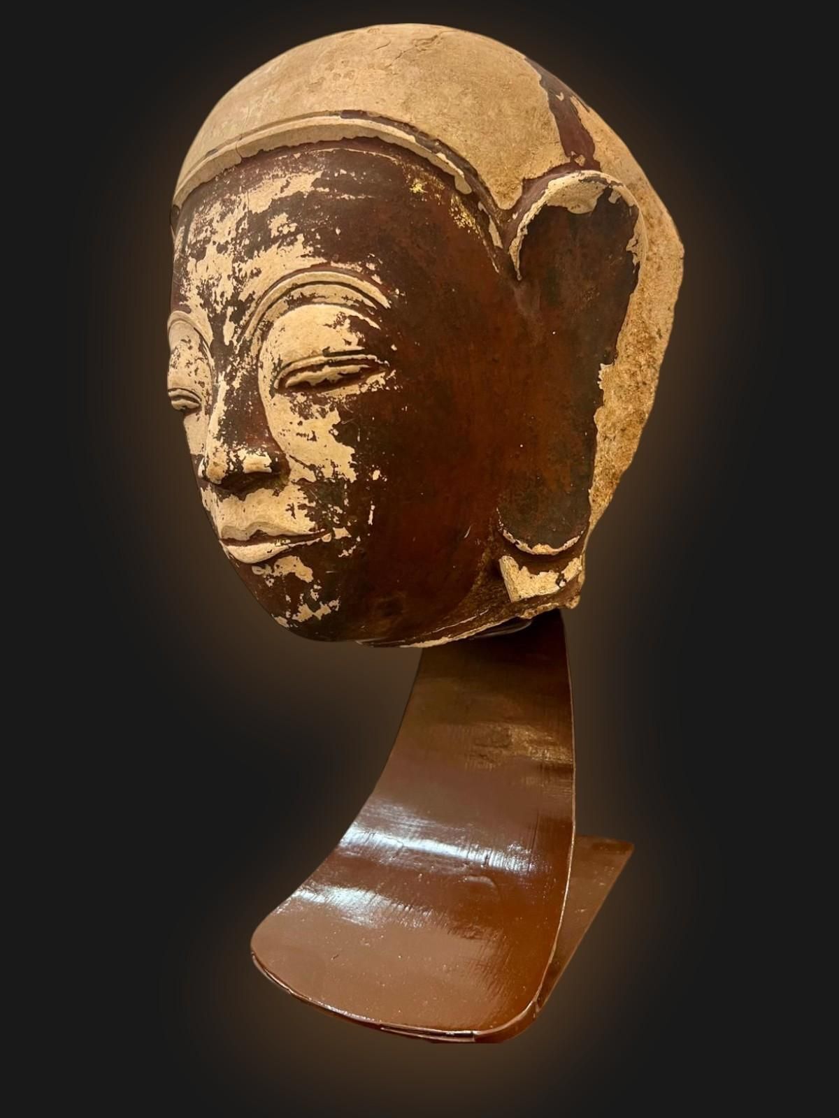 Terracotta Buddha Head, Shan State Kingdom, Burma, 16th18th Century photo vinterior