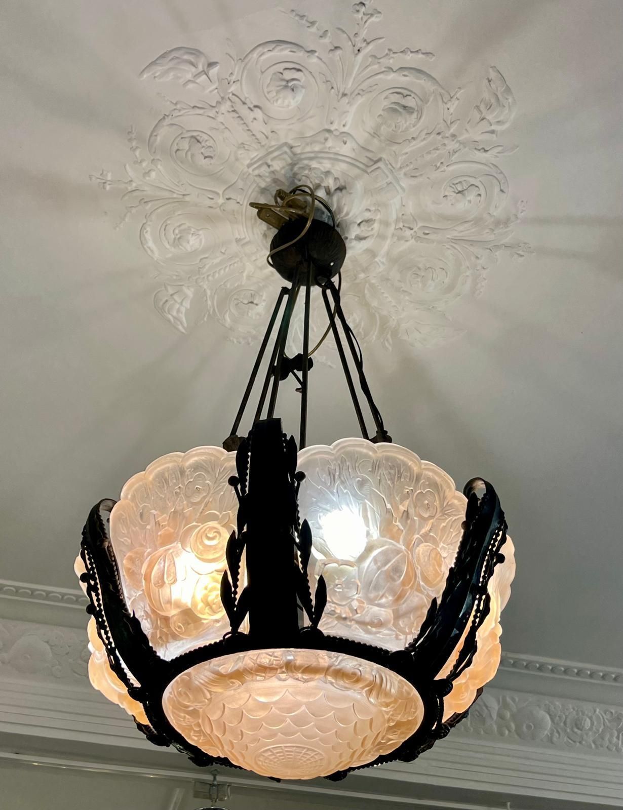 Rare And Large Glass Plaque Chandelier, Val Saint Lambert, Art Deco Period, 1930 photo 4253.0