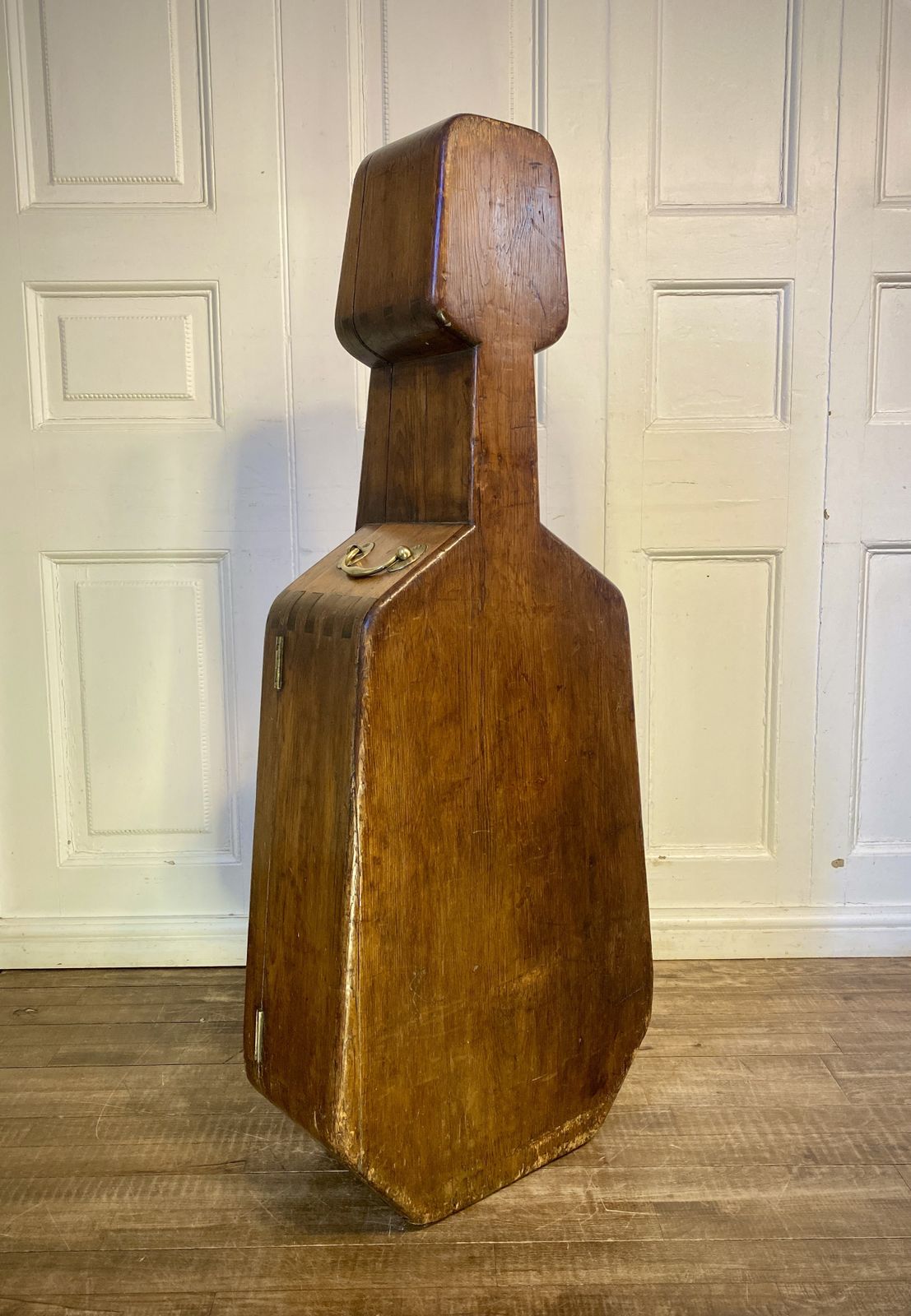 Antique Velvet Lined Cello Case. photo vinterior