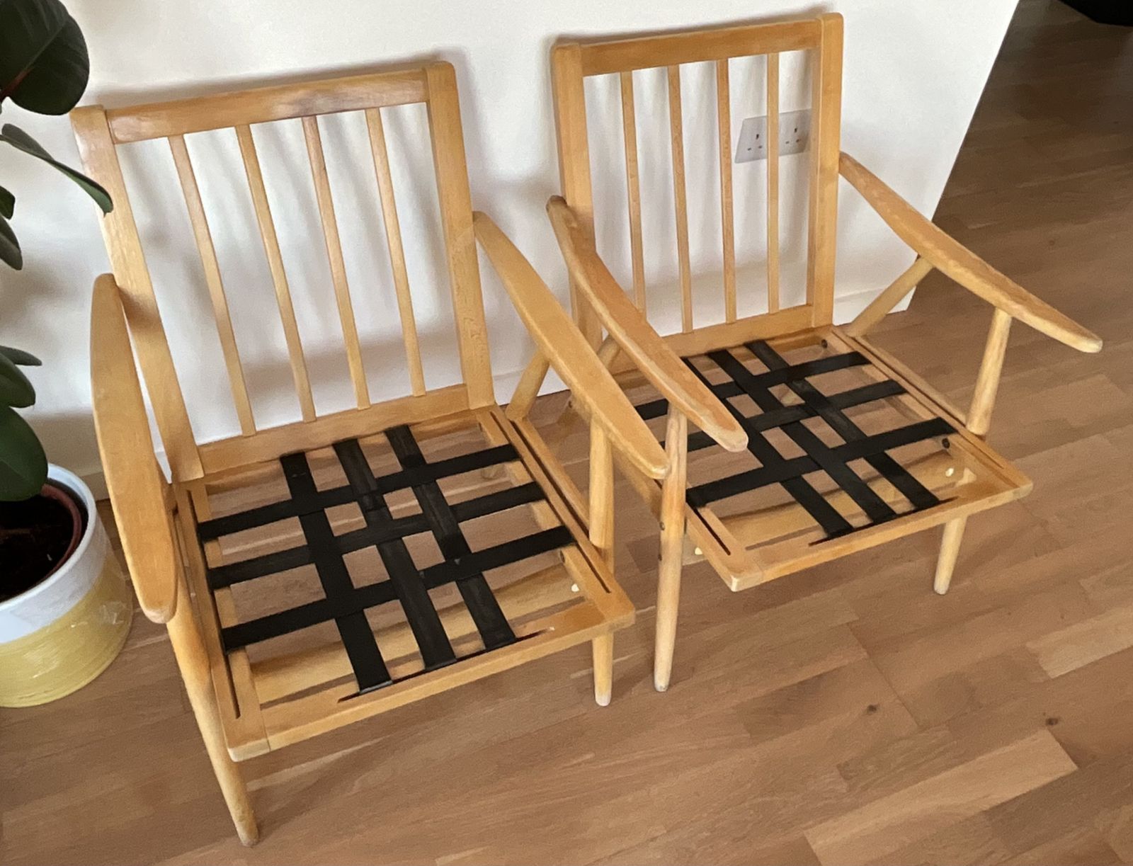 Set Of 2 Boomerang Armchairs From Ton, 1960s photo furniture