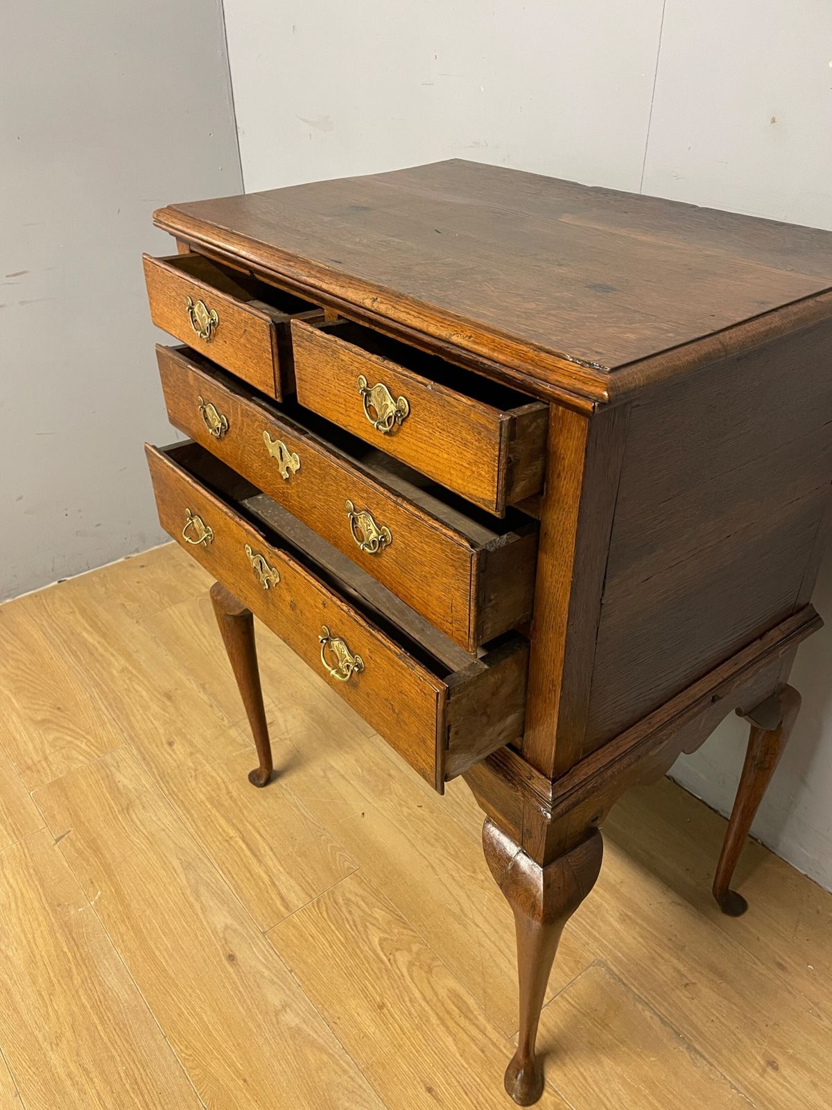 C18th Provincial Oak Chest On Stand photo vinterior