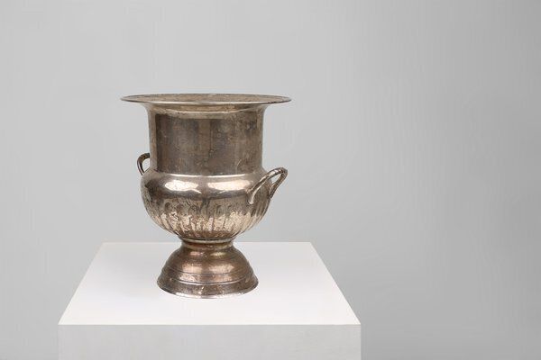 Antique Medicis Shaped Silver Plated Copper Champagne Bucket, 1890s photo vinterior