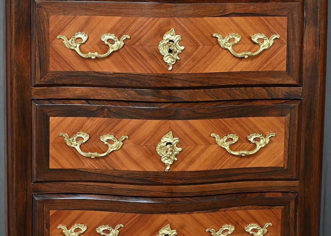 Louis XV Style Rosewood And Rosewood Marquetry Chest Of Drawers – 2nd Part Of The 19th Century photo vintage