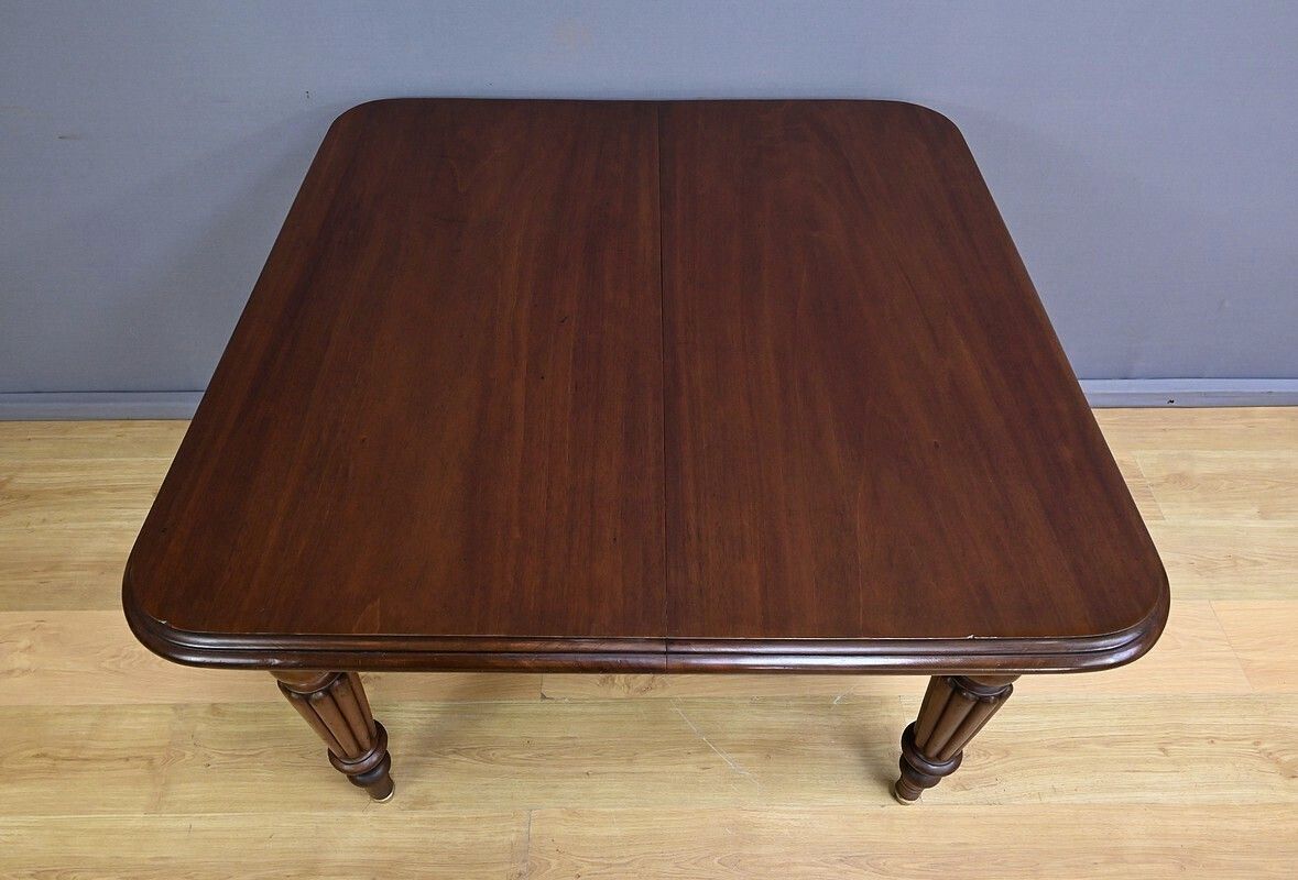 Victorian Mahogany Extending Table, England – Part 2 Of The 19th Century photo buy
