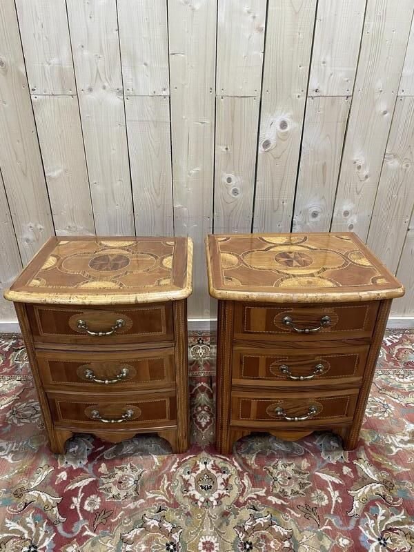 Paire De Tables De Chevets Ou Paire De Petites Commodes De Style Louis XIV photo vinterior