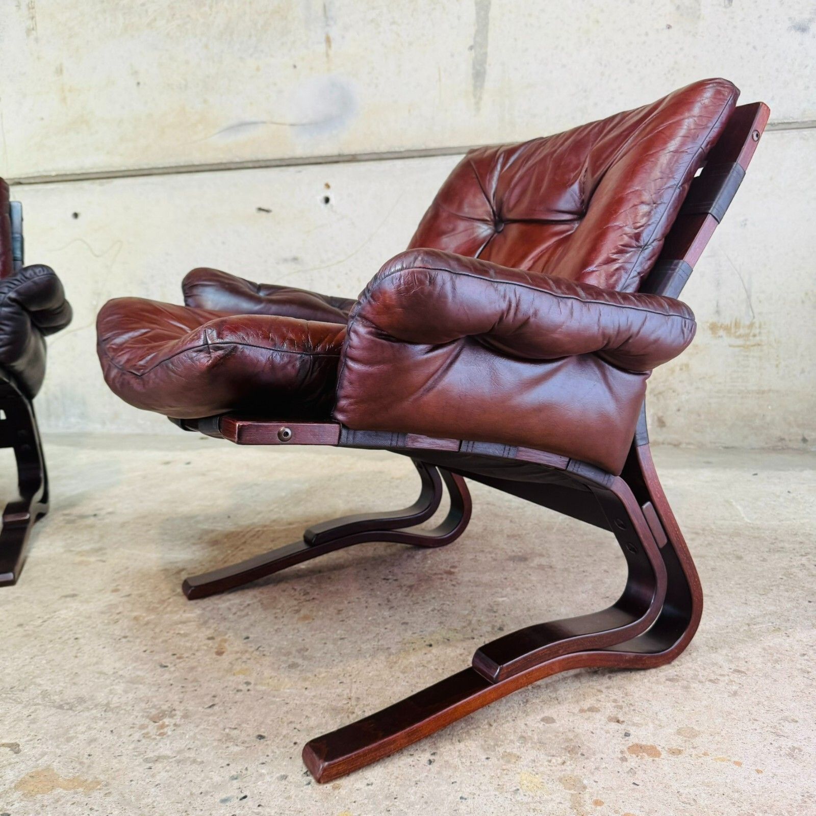 1495.0 Pair Of Original 1970s Danish ‘Skyline’ Brown Leather Armchairs By Hove Møbler photo