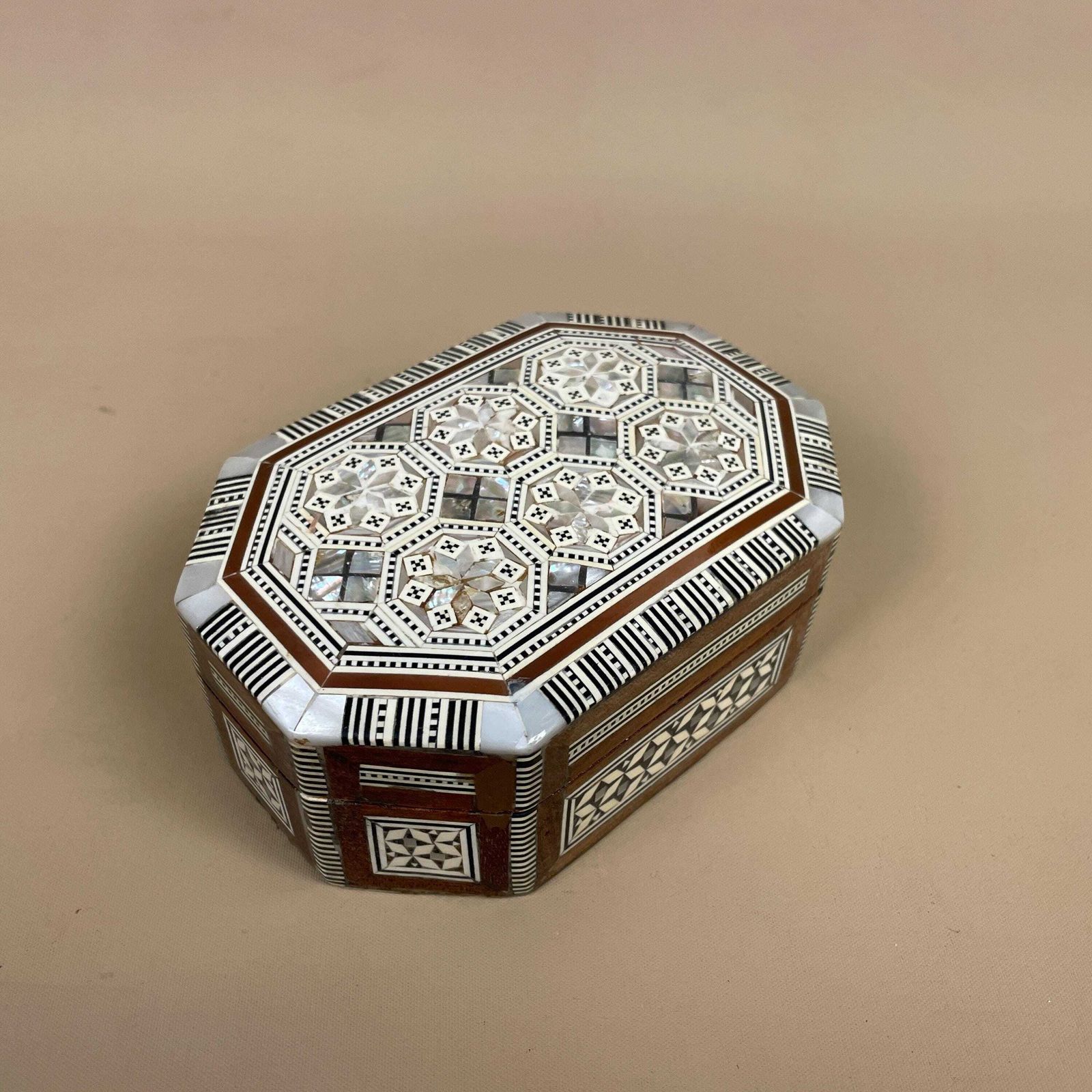 Vintage Small Wooden Mother Of Pearl Inlay Box Trinket Jewellery Middle Eastern Red Lining Octagon Lidded Top Lid Patterned Pattern Handmade photo furniture
