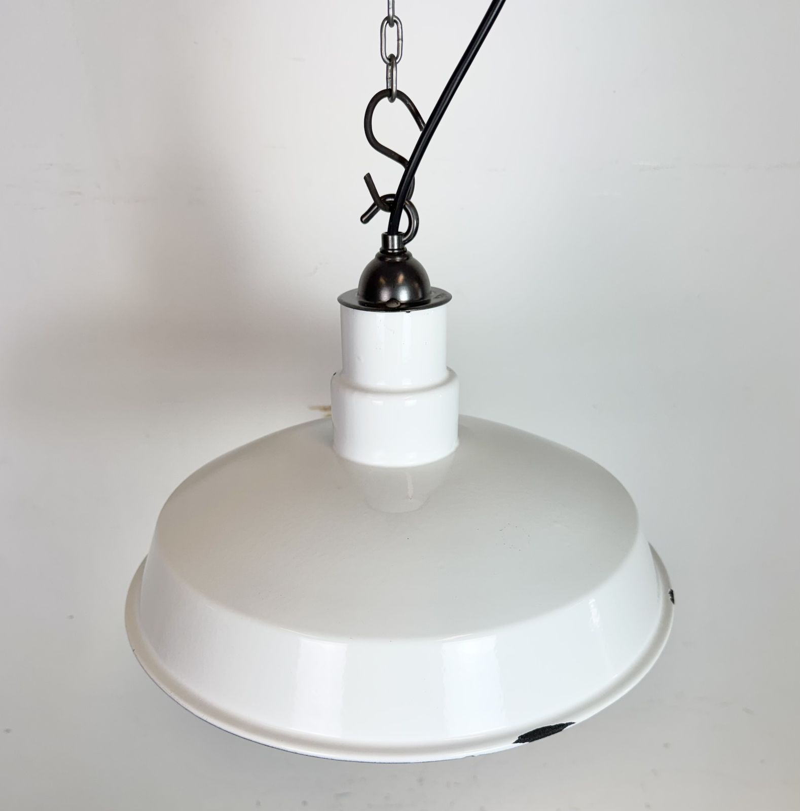 Lighting Industrial White Enamel Factory Pendant Lamp, 1960s, 4x photo