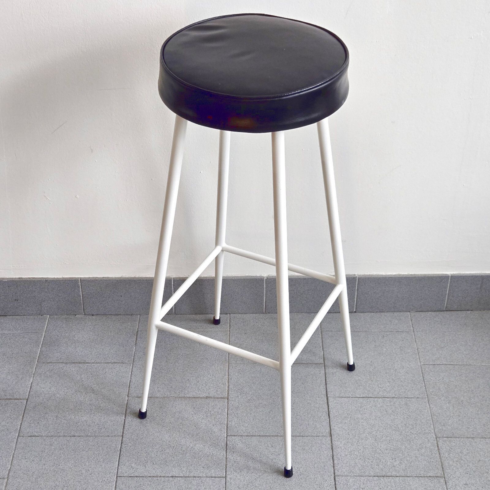 Vintage 1950s Black Skai & White Lacquer Metal Bar Stool 50s Rockabilly