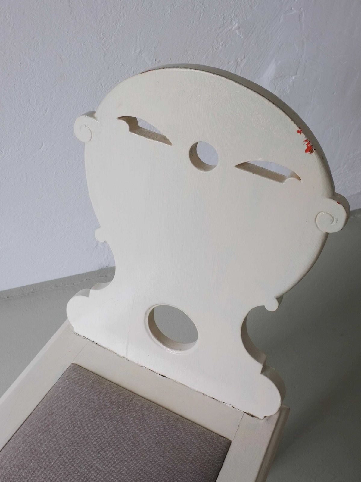photo furniture Swedish Folk White Painted Chair | 1of 3 | 1920s