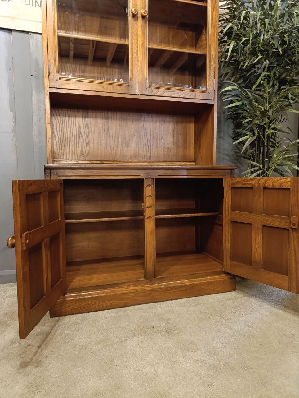 Ercol Mural Display Cabinet In Golden Dawn Finish – Traditional Elegance With Generous Storage photo 495.0