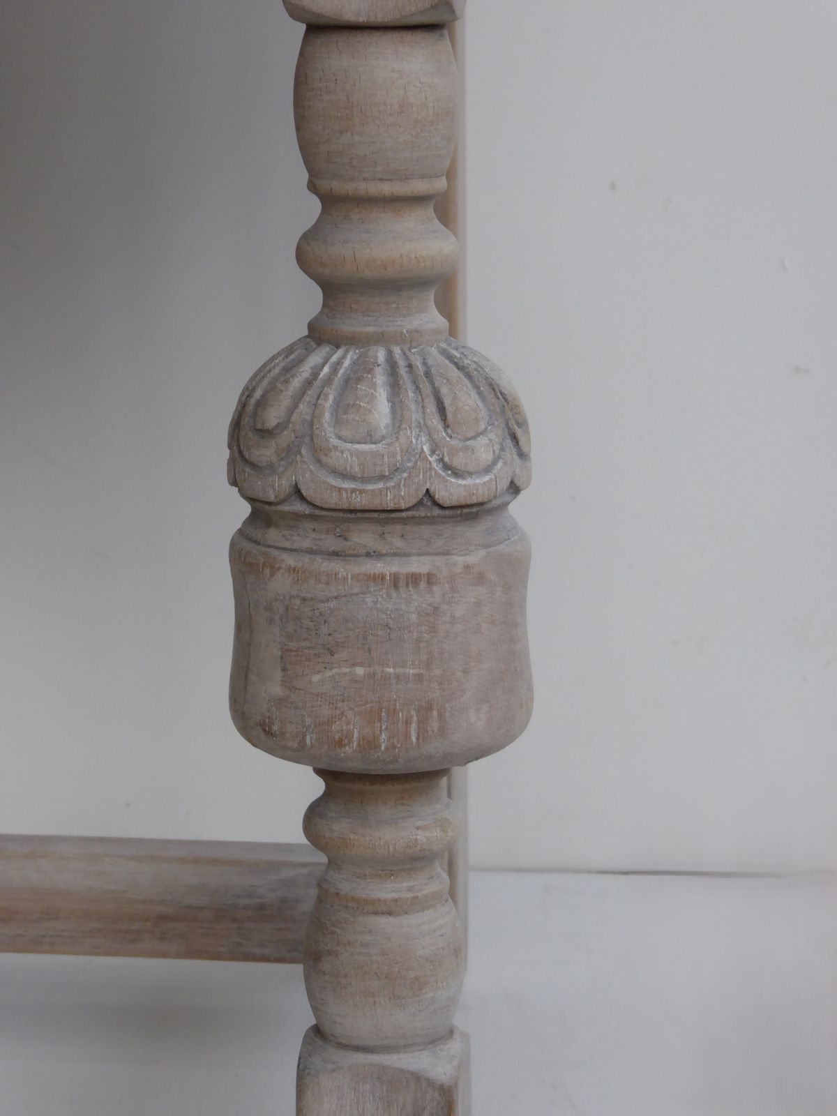 Set Of Eight Rare Green Seats Ladderback Solid Oak Antique  Dining Chairs