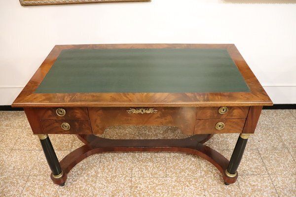 photo vinterior Early 20th Century Wooden Writing Desk