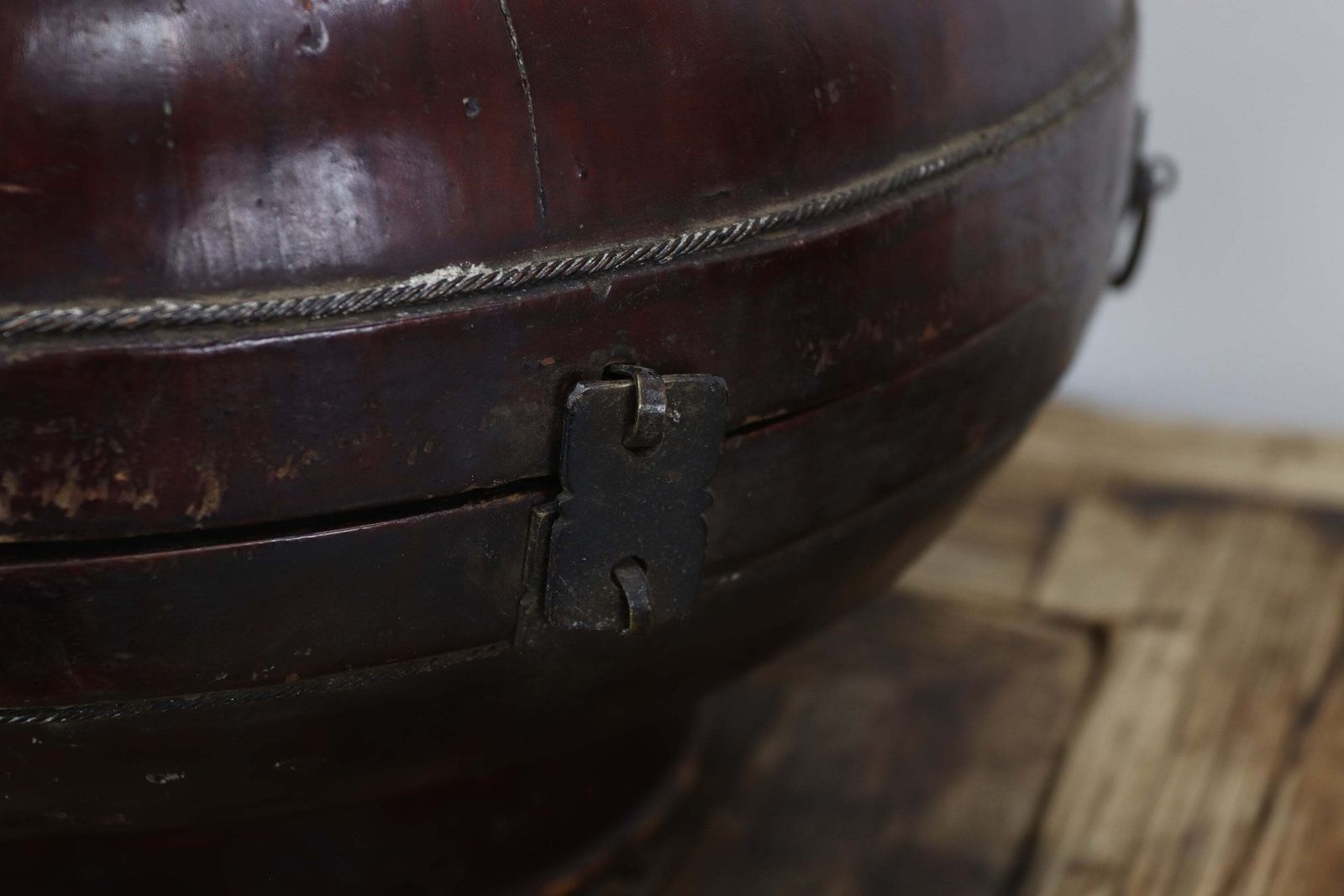 Early 20th Century Chinese Export Ware Box photo for sale
