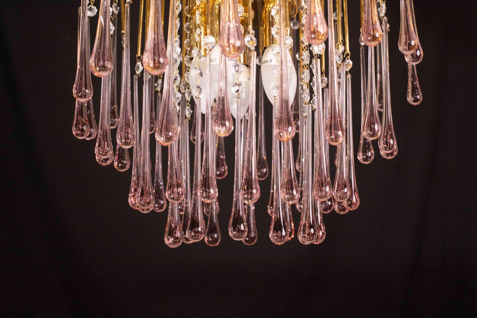 photo for sale Lady Michelle, Large Size Pink Drops Murano Glass And Crystal Chandelier, 1980s