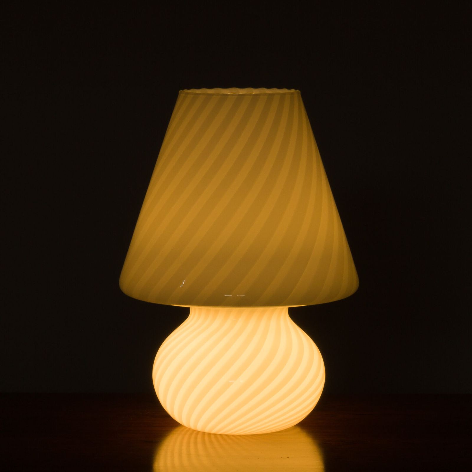 Big Mushroom Venini Table Lamp, Murano Swirl Glass, Italy 1960s photo buy