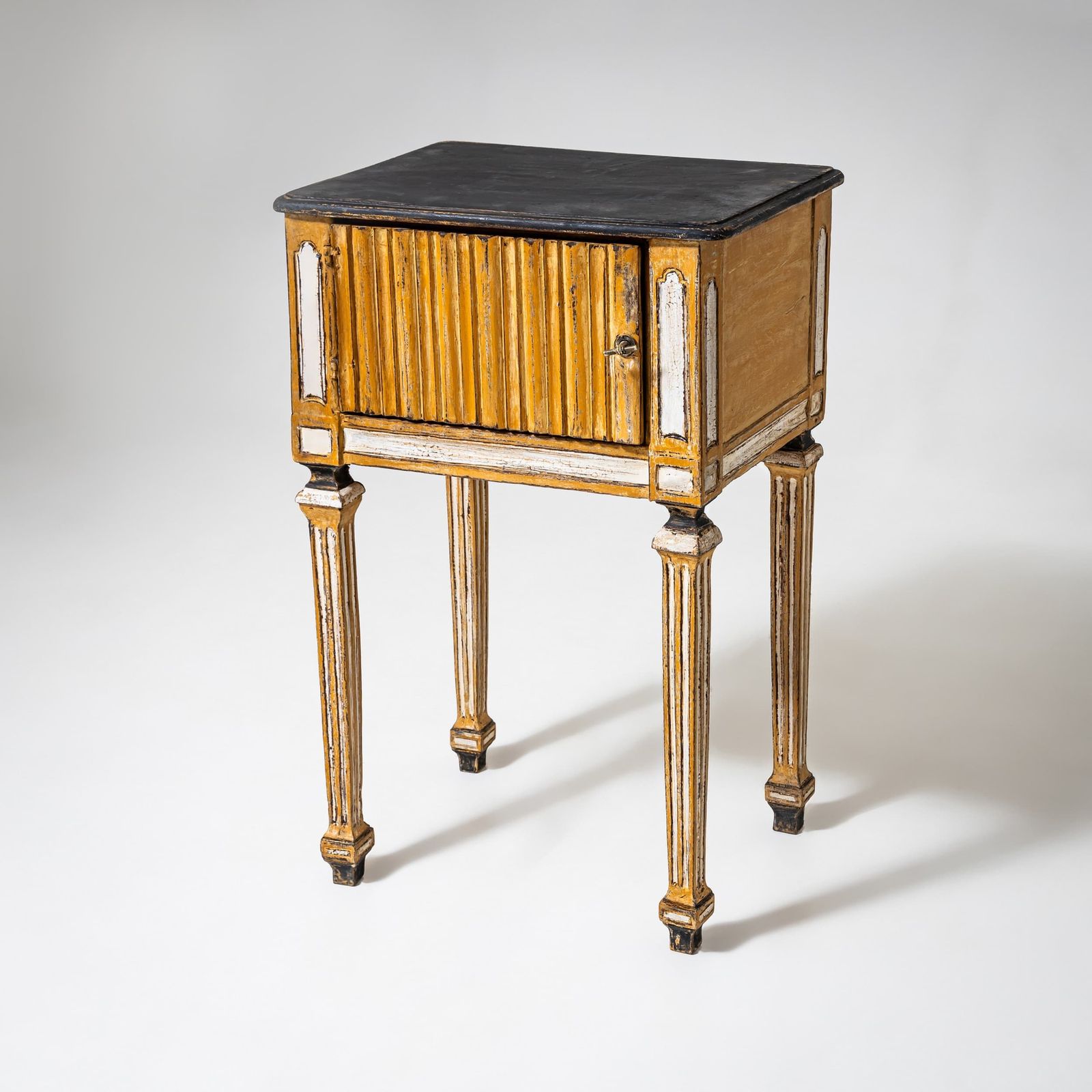 Elegant Bedside Table Around 1800 photo 1600.0