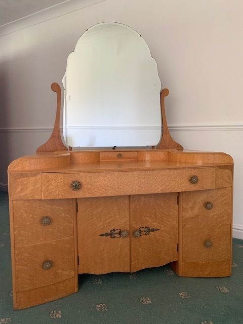Original Elegant Mid Century Bedroom Furniture Suite photo furniture